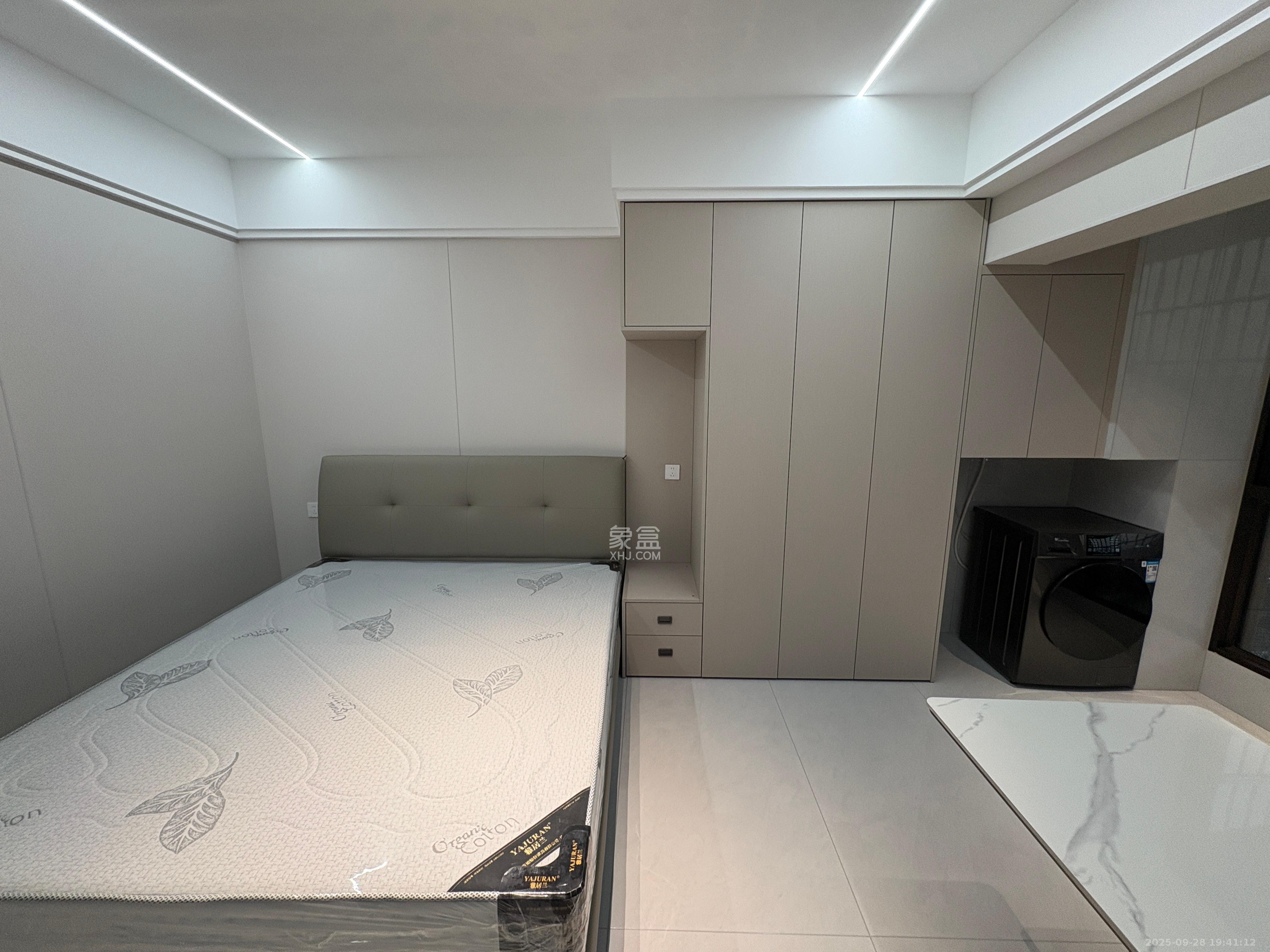 嘉雨兴园 1室1厅1卫 2200.00元/月 嘉雨兴园 1室1厅1卫 2200.00元/月室内图