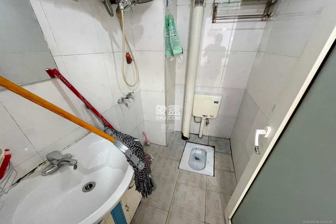 谋房博客(博客天街) 2室1厅1卫 1700.0元/月 谋房博客(博客天街) 2室1厅1卫 1700.0元/月室内图