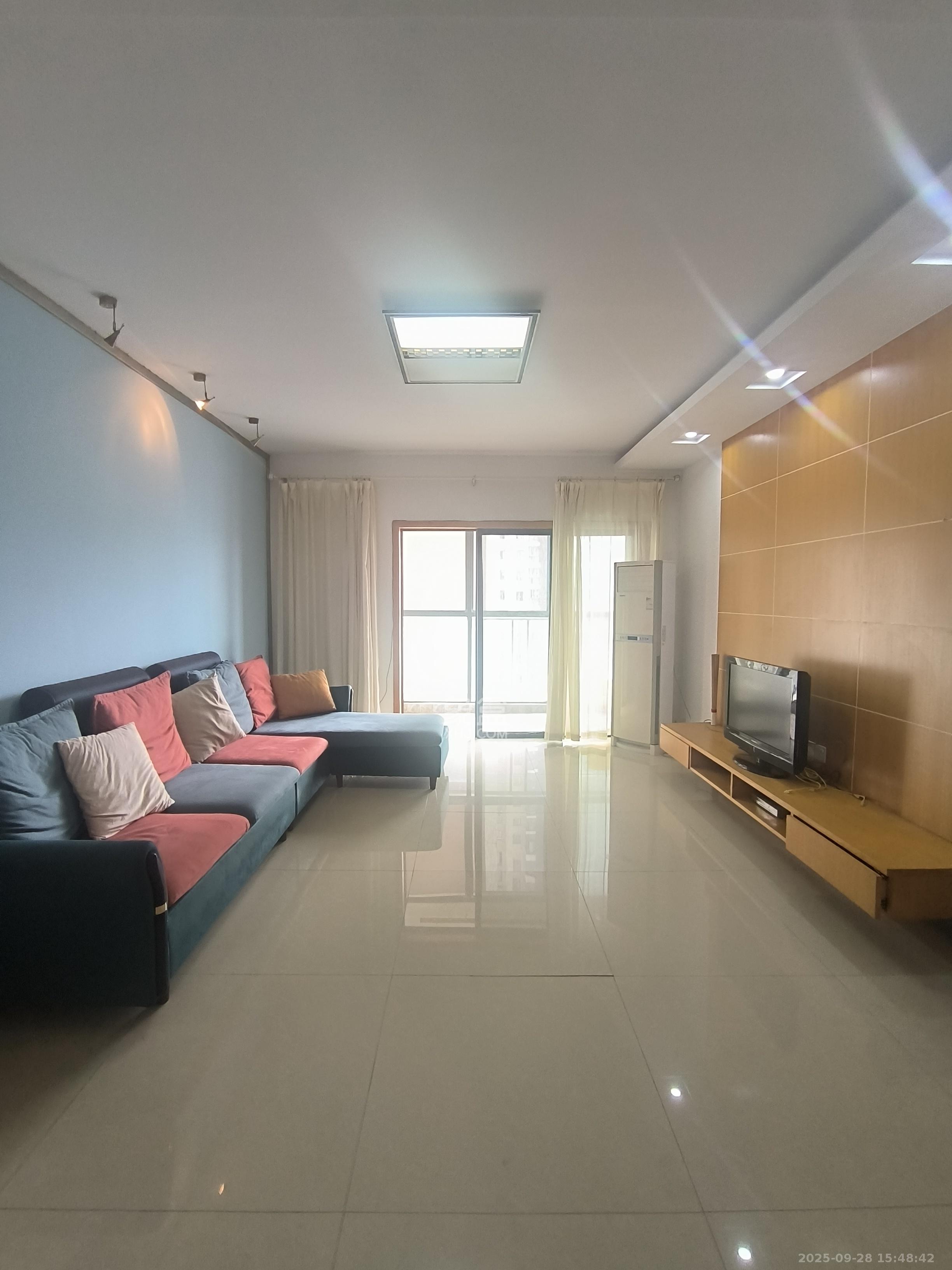 三万英尺 3室2厅2卫 3300.0元/月 三万英尺 3室2厅2卫 3300.0元/月室内图