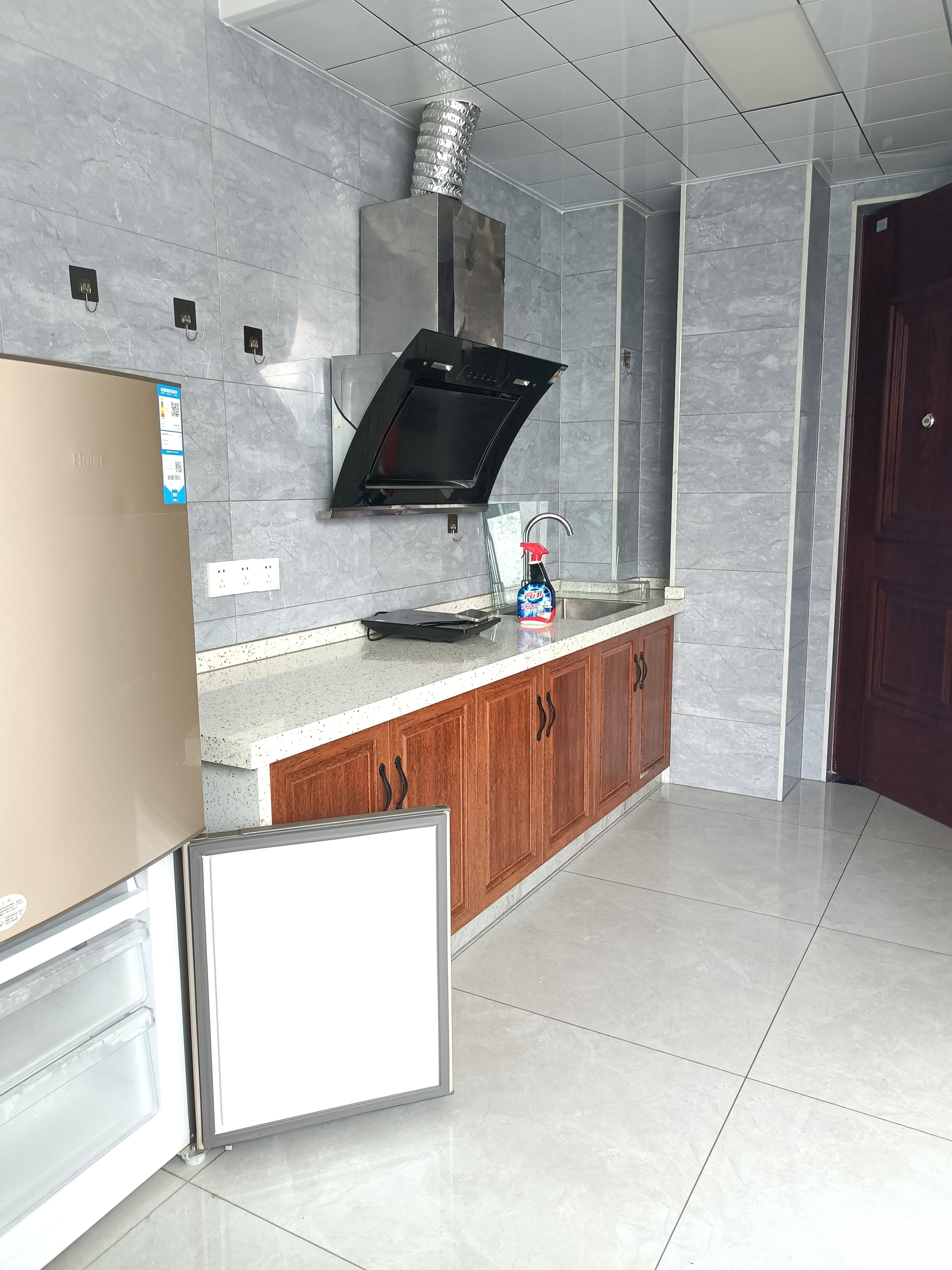 联诚雅郡 2室1厅1卫 1500.0元/月 联诚雅郡 2室1厅1卫 1500.0元/月室内图