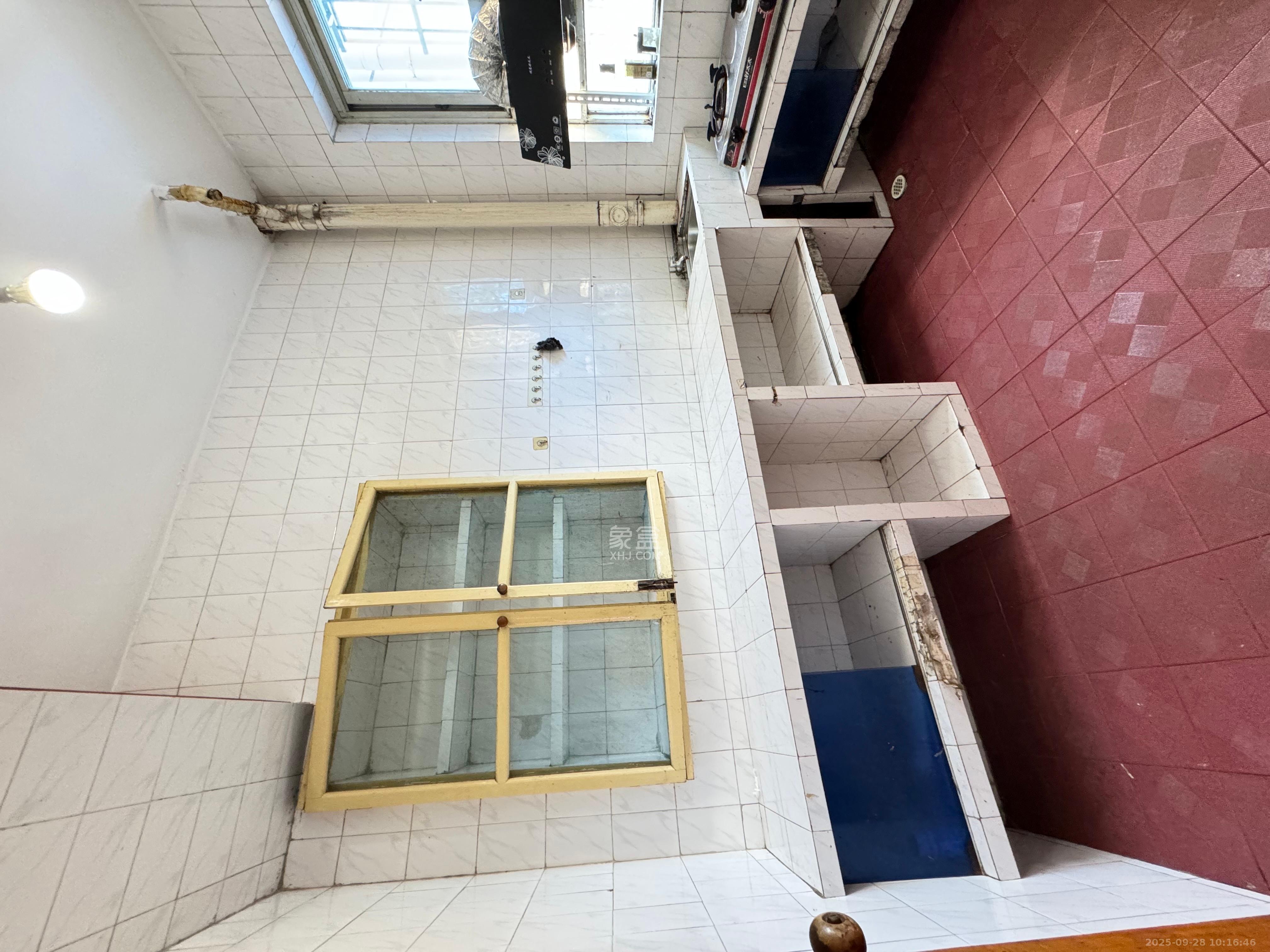 长沙县粮食局宿舍  3室2厅2卫    1700.0元/月室内图