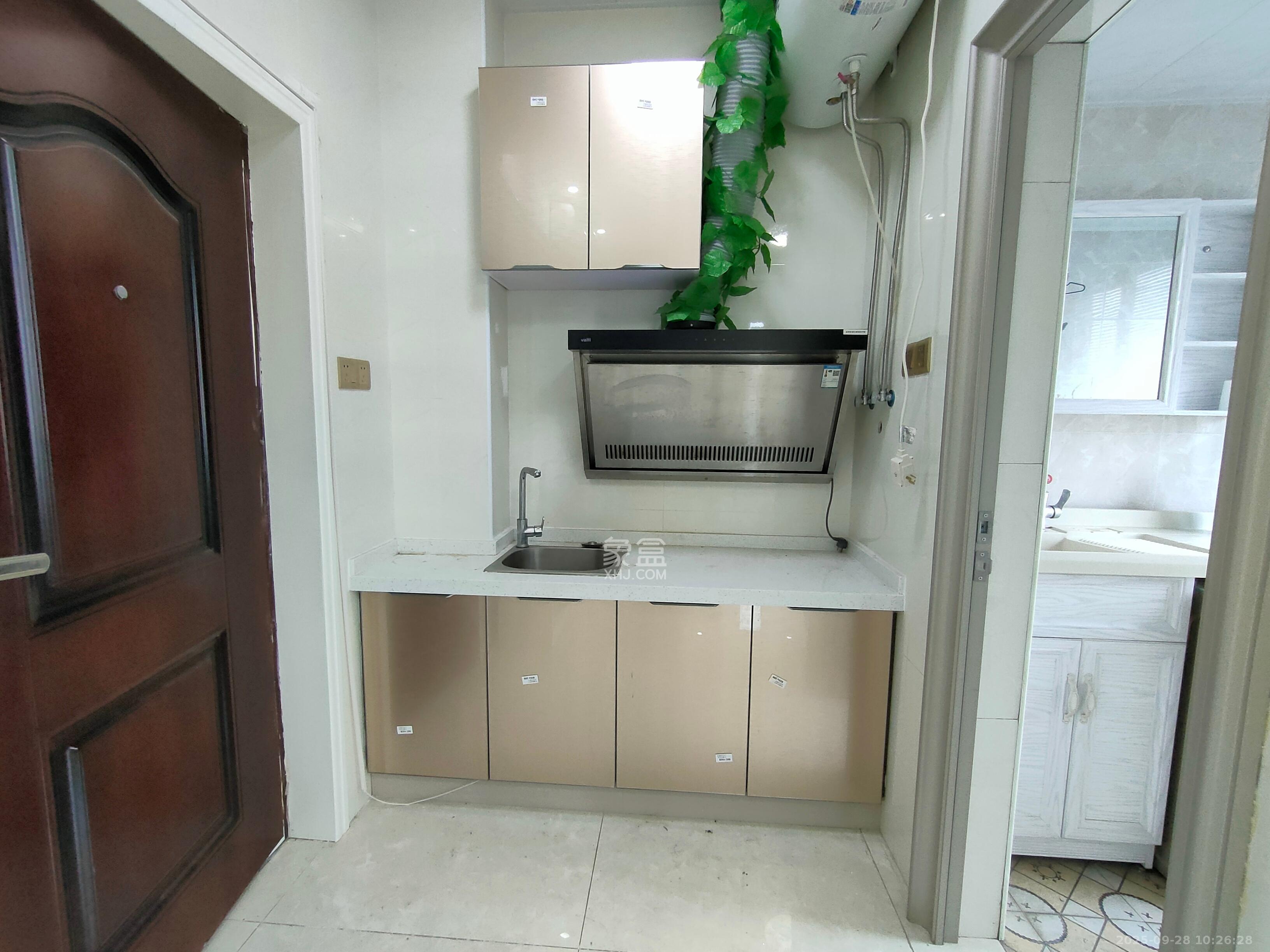 荣悦台  1室1厅1卫    2100.0元/月室内图