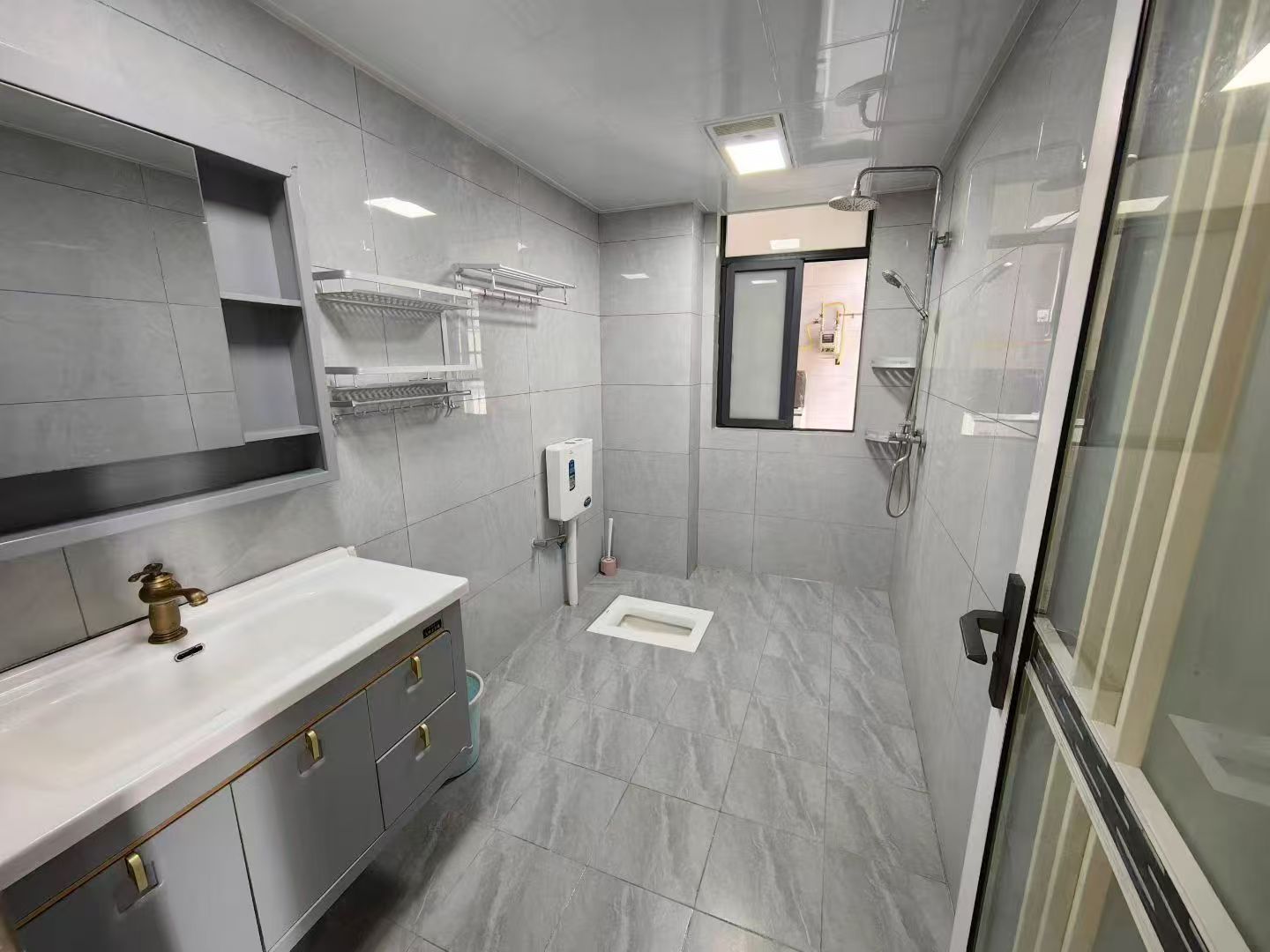 山城上品 1室0厅0卫 1800.0元/月 山城上品 1室0厅0卫 1800.0元/月室内图