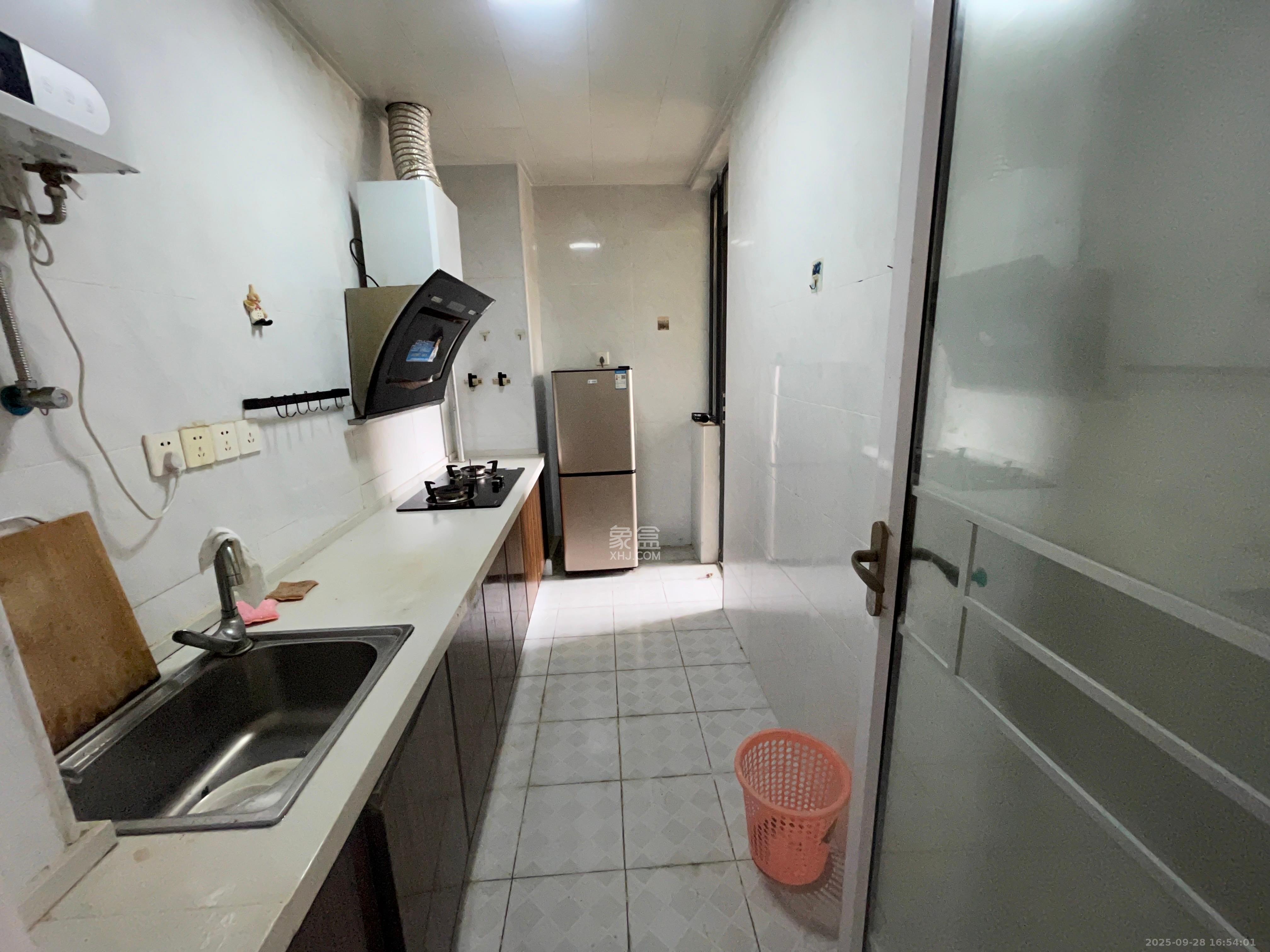 盛世耀凯 2室2厅1卫 2300.0元/月 盛世耀凯 2室2厅1卫 2300.0元/月室内图