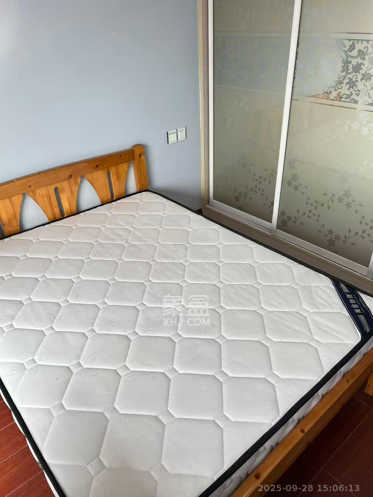 铂宫 2室1厅1卫 2500.0元/月 铂宫 2室1厅1卫 2500.0元/月室内图