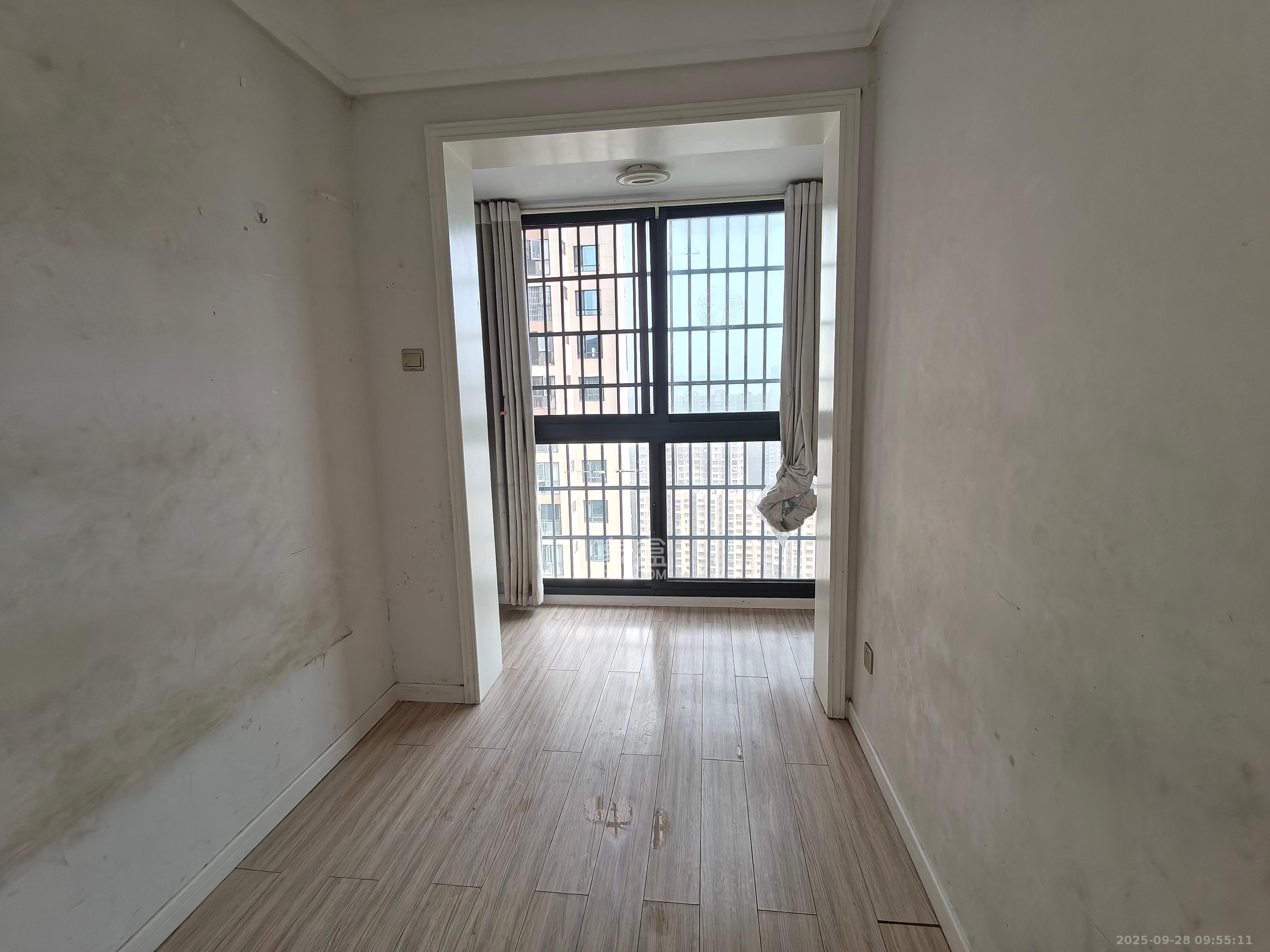 筑梦星园 4室2厅2卫 2400.0元/月 筑梦星园 4室2厅2卫 2400.0元/月室内图