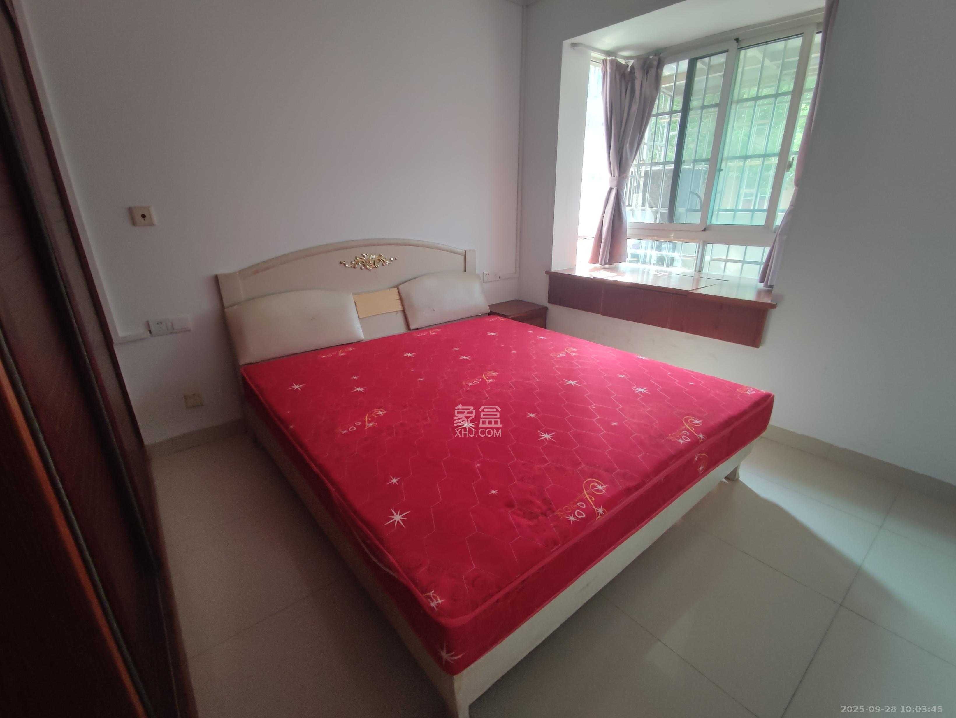 和馨园  2室2厅1卫    1900.0元/月室内图