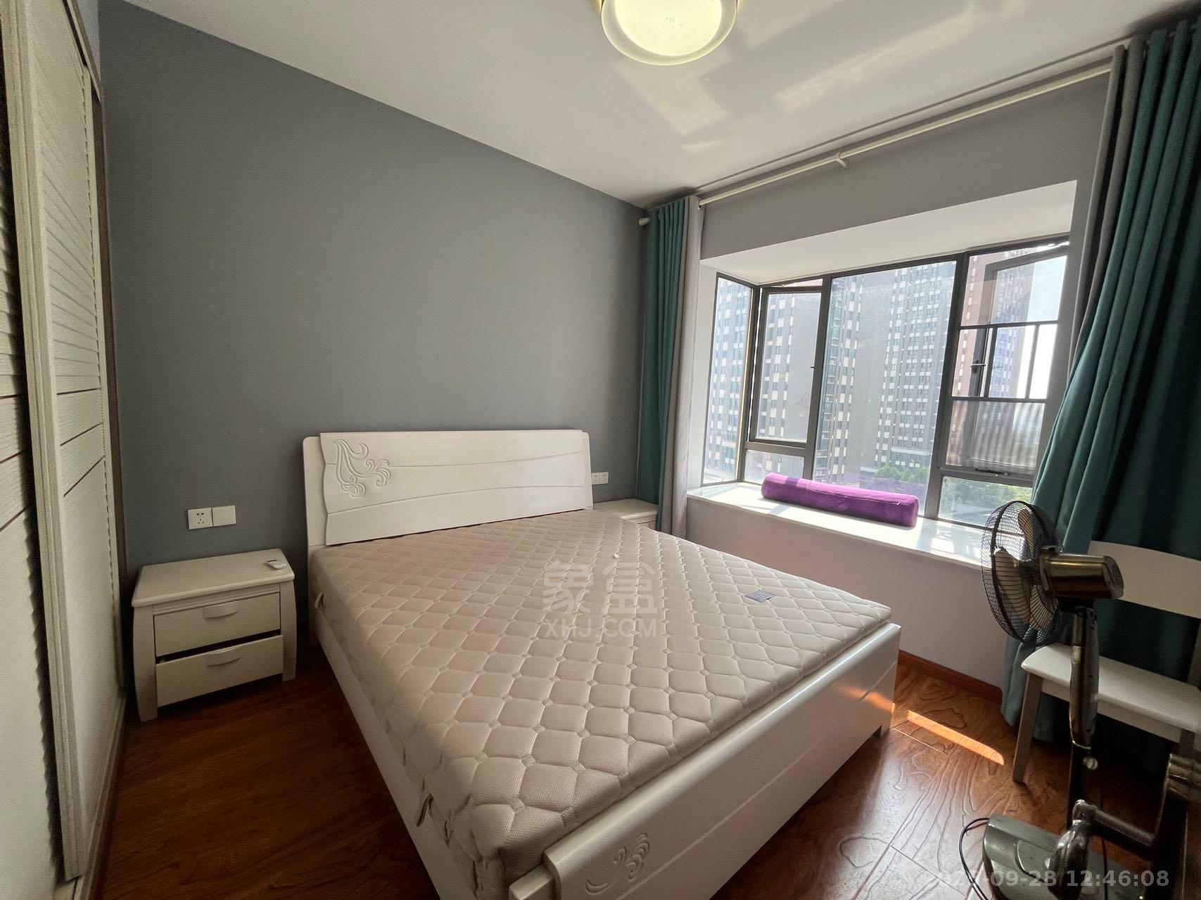 春藤小镇 3室2厅1卫 1800.0元/月 春藤小镇 3室2厅1卫 1800.0元/月室内图