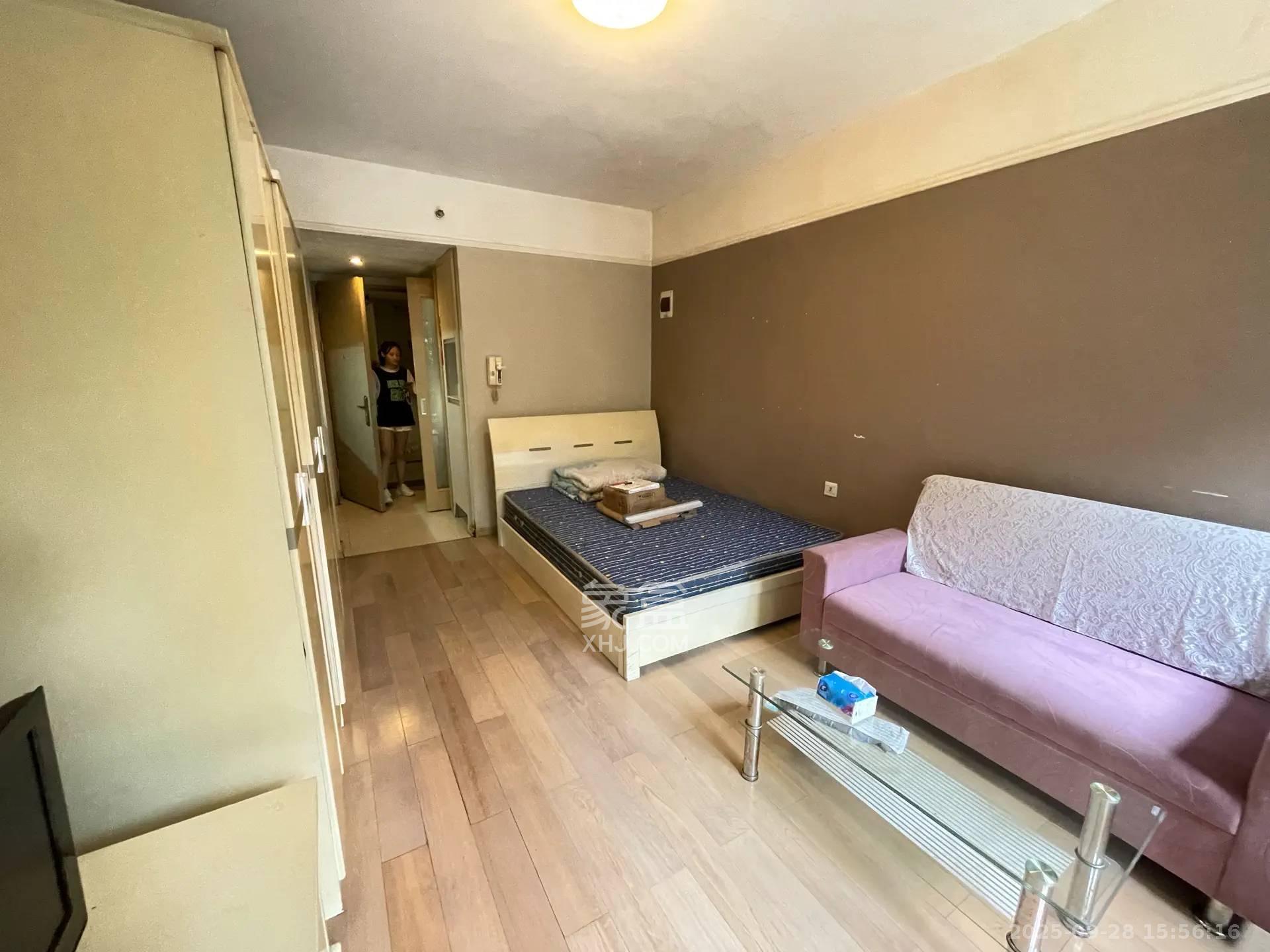 万科金色家园  1室1厅1卫    1100.0元/月室内图