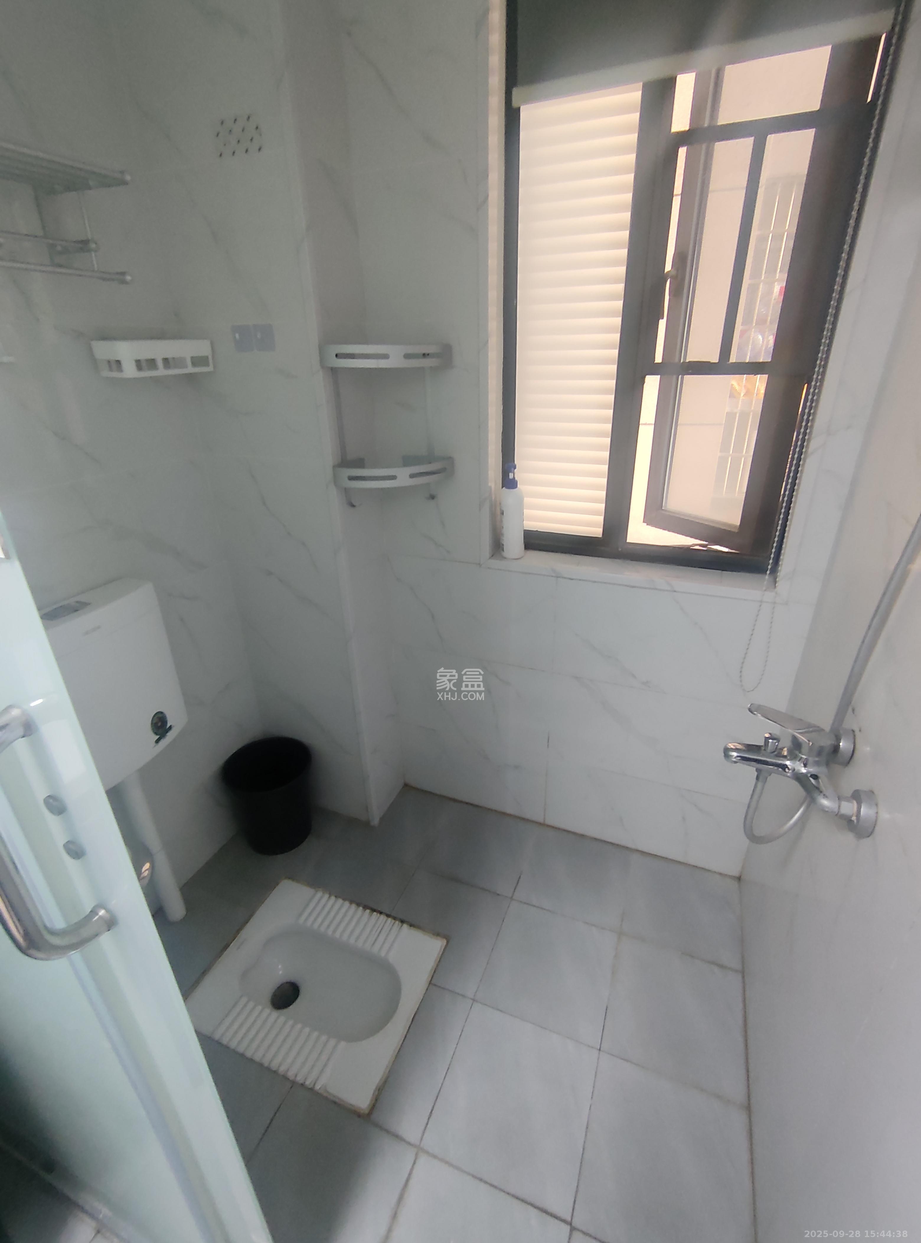 丰禧园  2室2厅1卫    2300.0元/月室内图