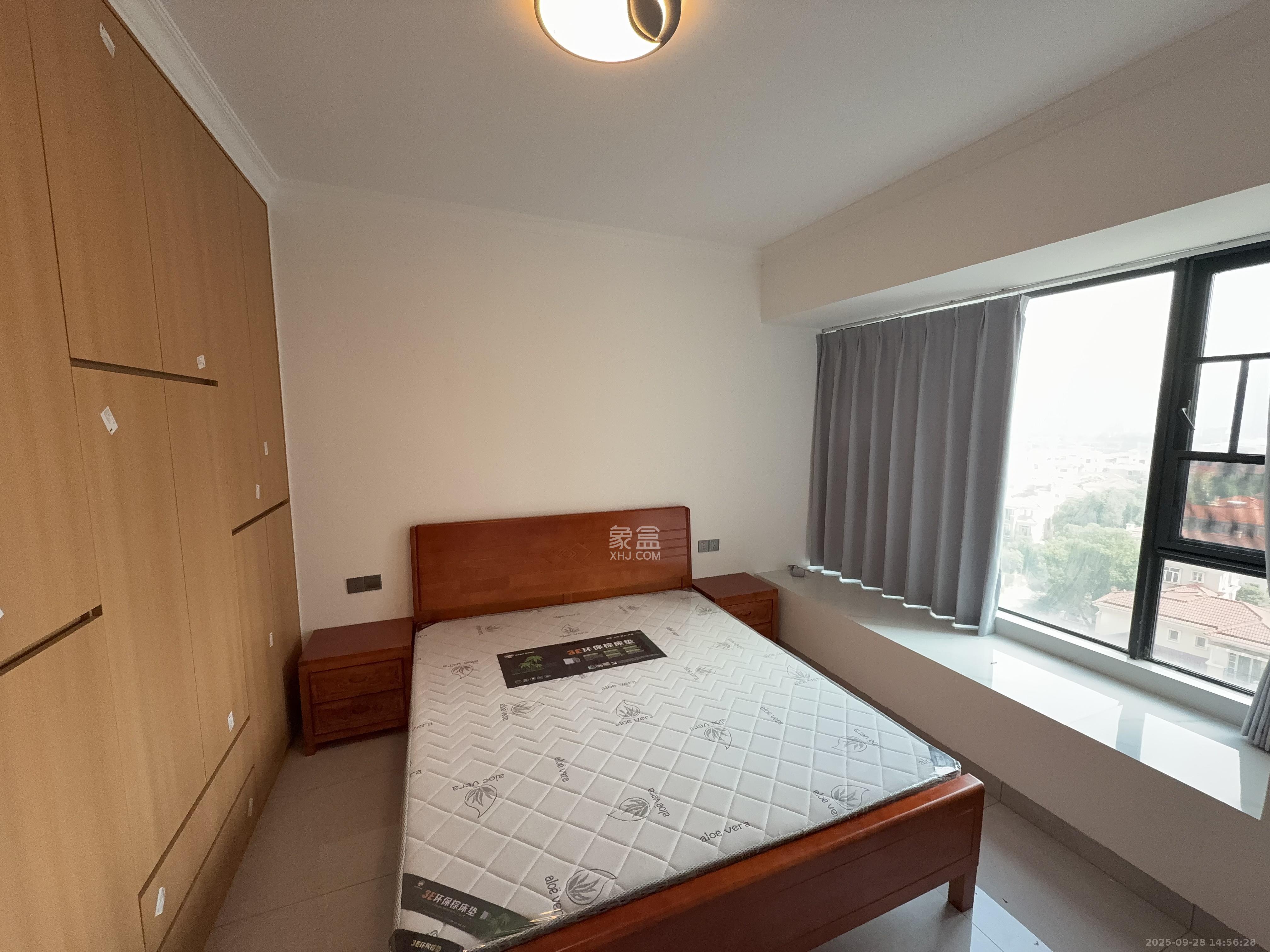 九华富瑶天下 4室2厅2卫 2100.0元/月 九华富瑶天下 4室2厅2卫 2100.0元/月室内图