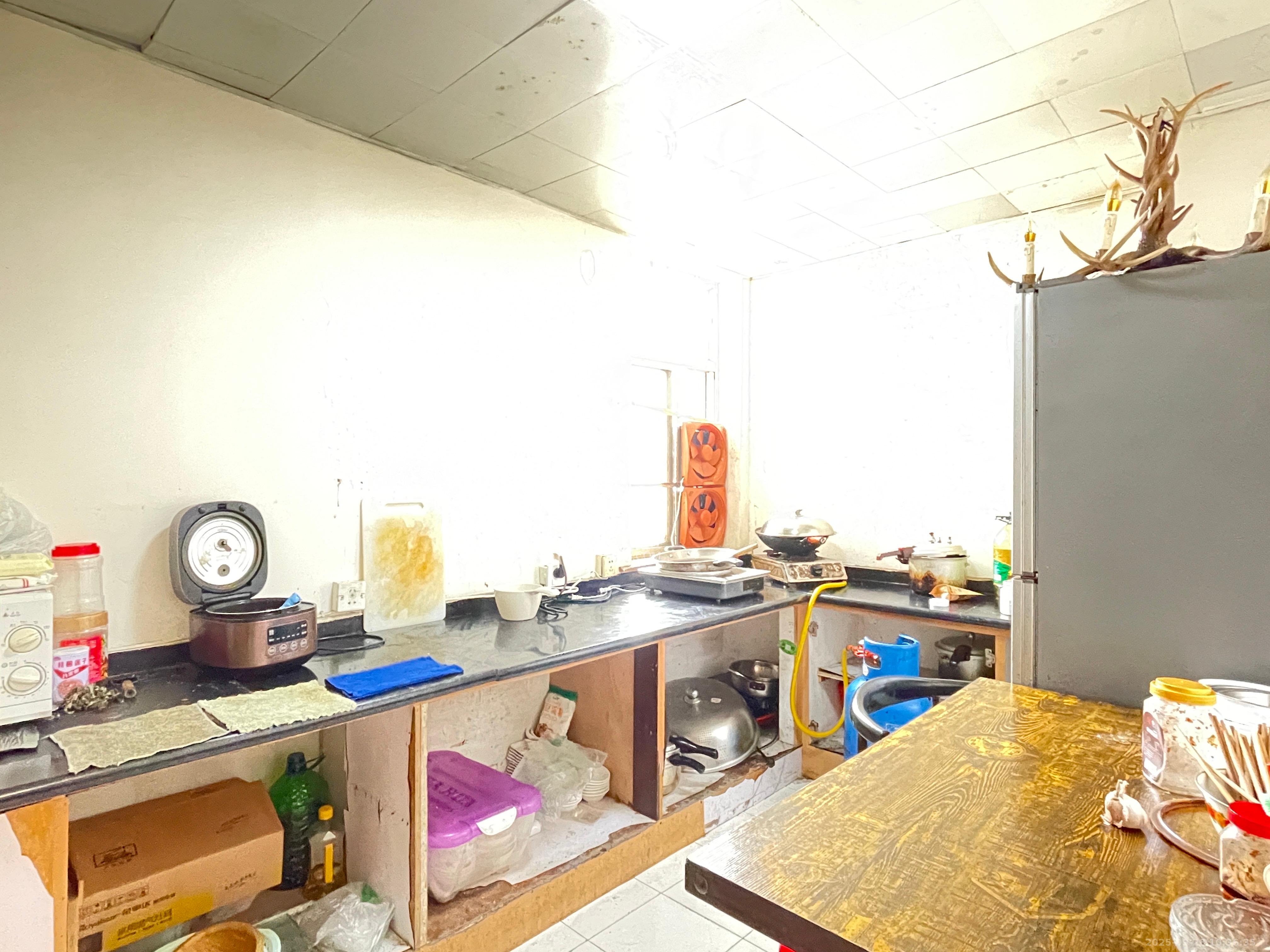 时代帝景  4室2厅2卫    4500.0元/月室内图