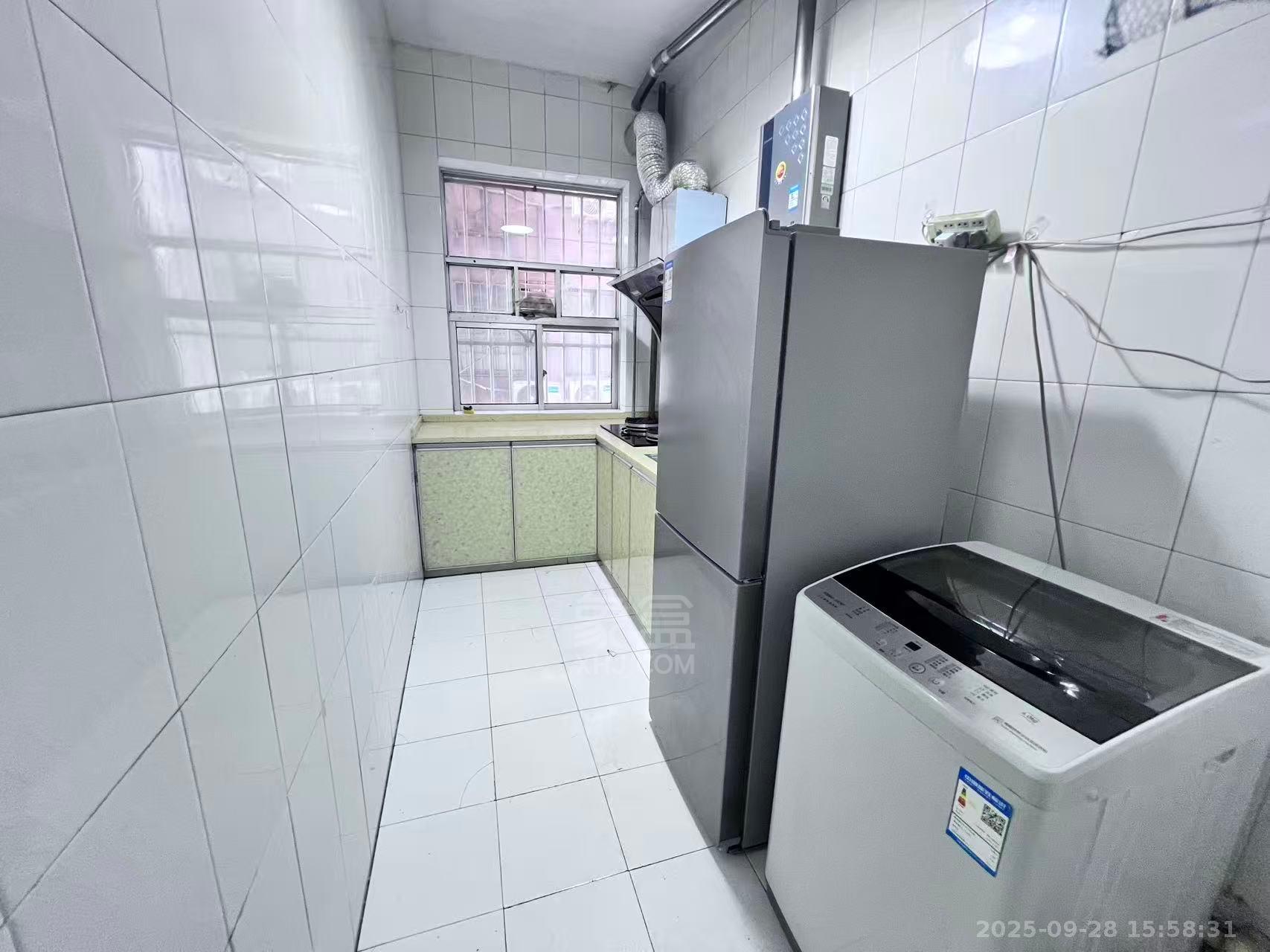 佳诚时代广场 1室1厅1卫 1000.0元/月 佳诚时代广场 1室1厅1卫 1000.0元/月室内图