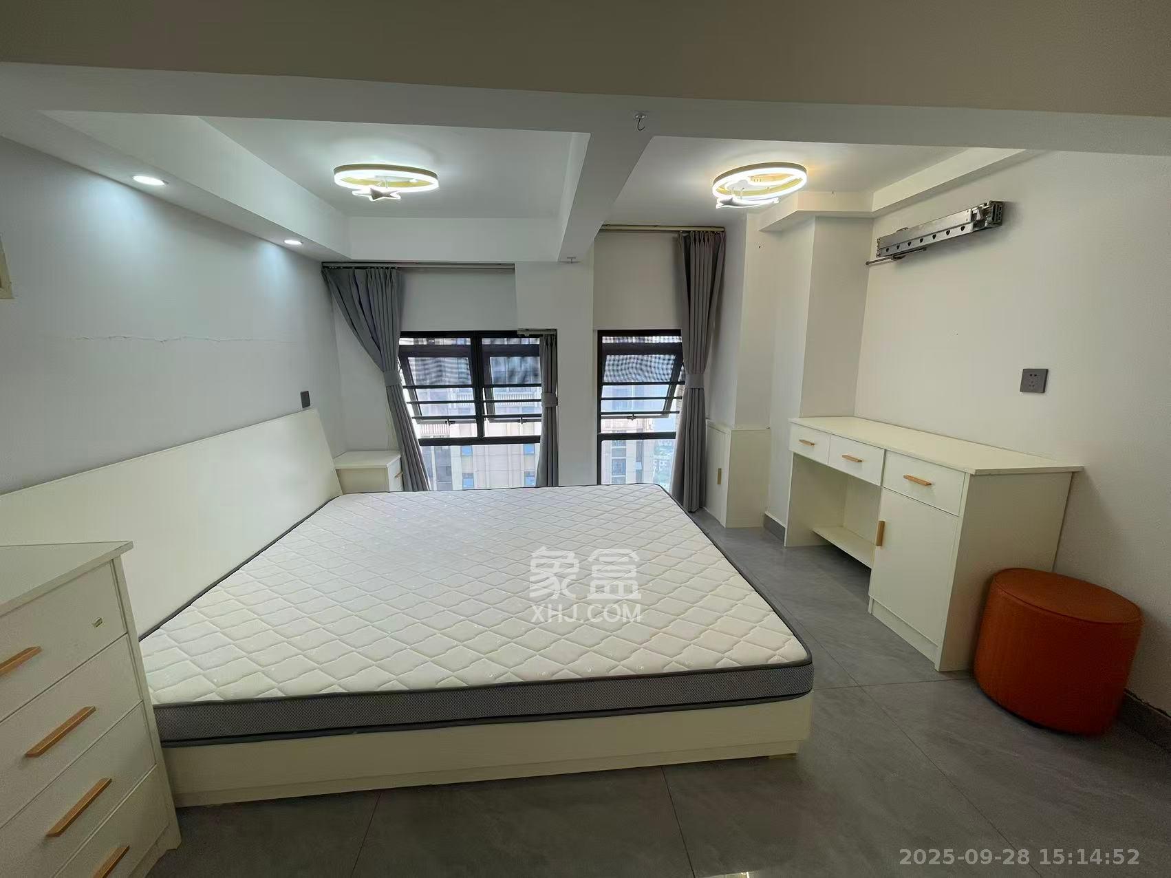 天鸿天府（天鸿中央大院）  1室1厅1卫    2500.0元/月室内图