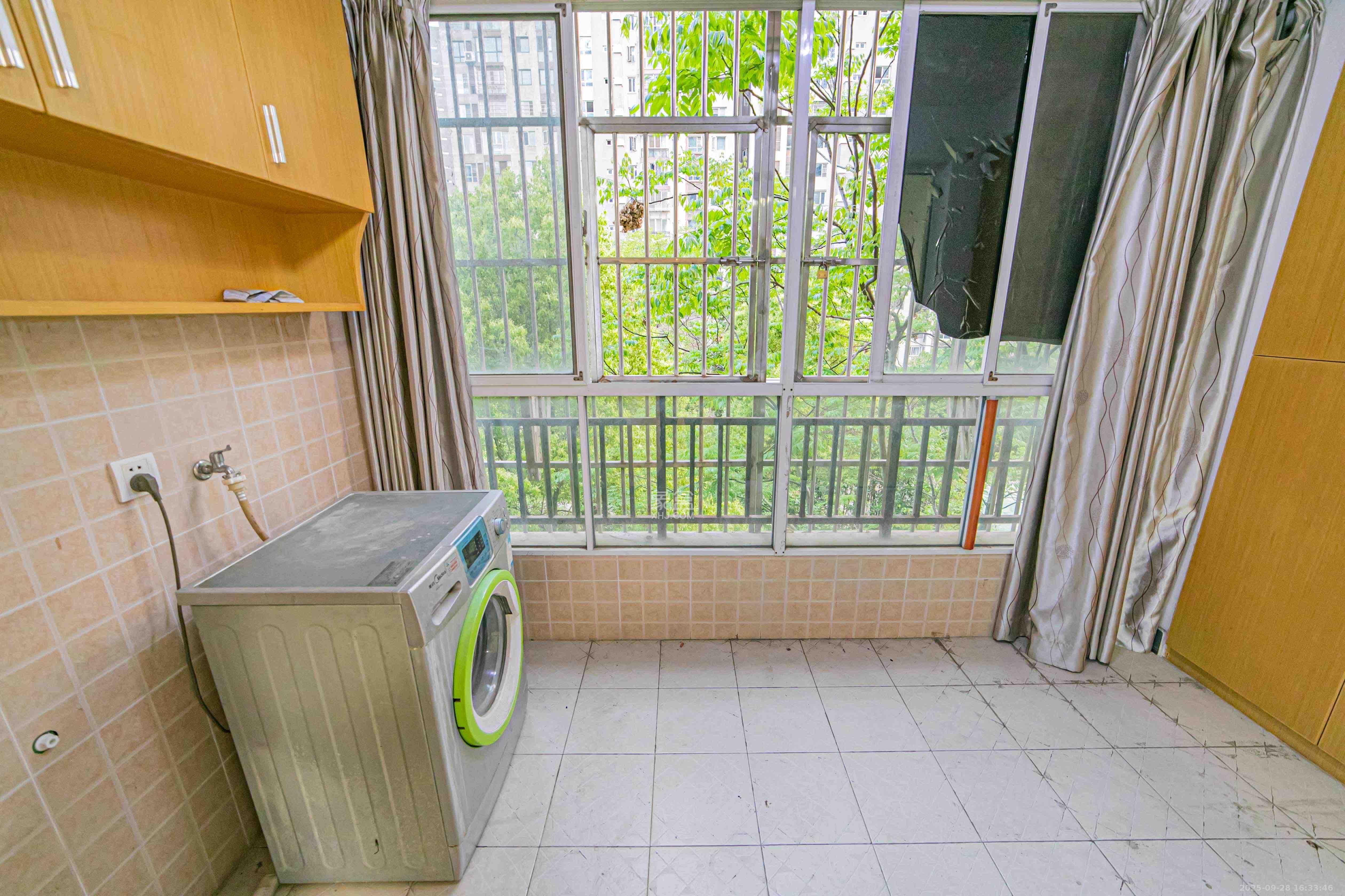 万国城（当代满庭春MOMA）二期  2室2厅1卫    2000.0元/月室内图