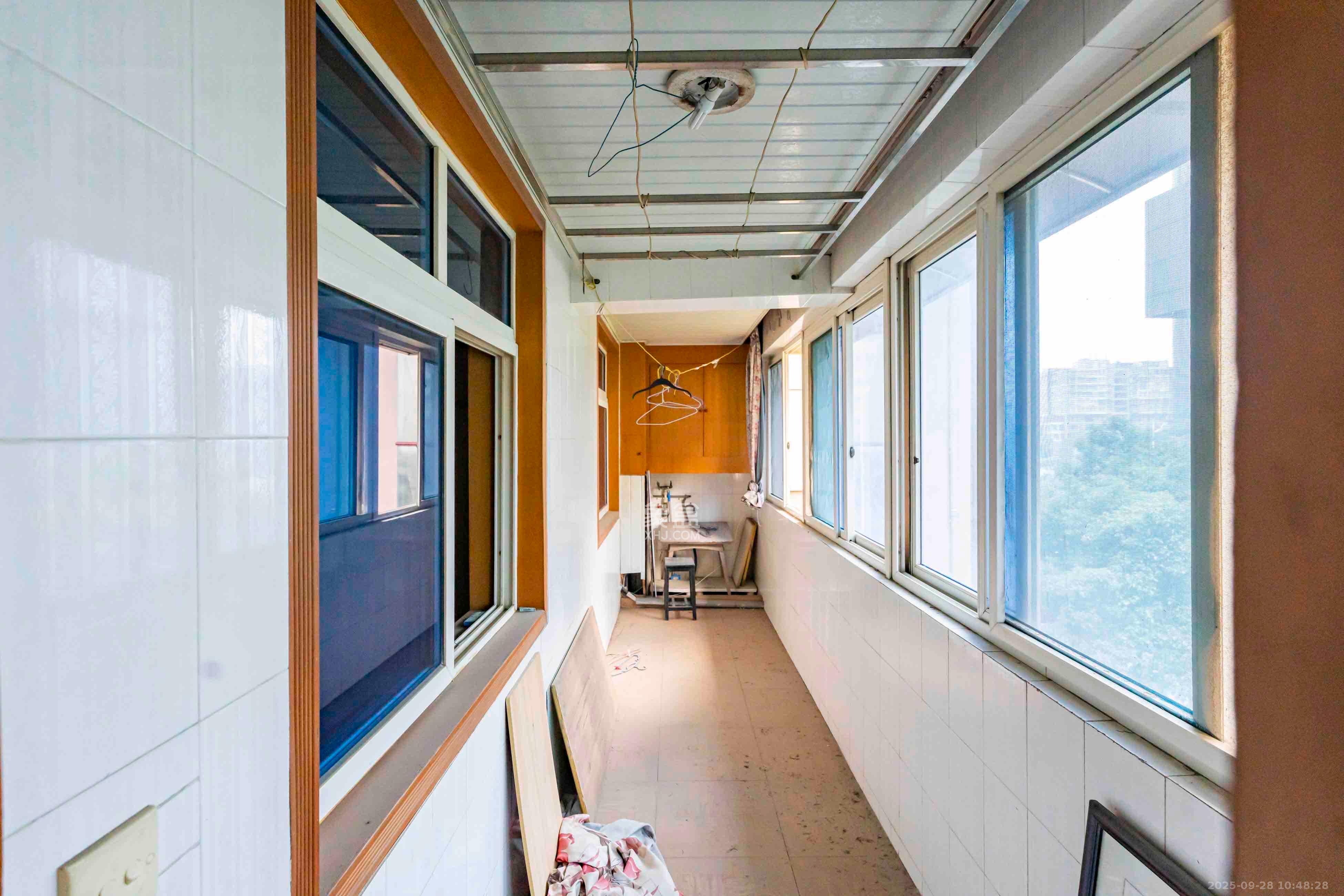 开福区私房散盘 3室2厅2卫 2500.0元/月 开福区私房散盘 3室2厅2卫 2500.0元/月室内图