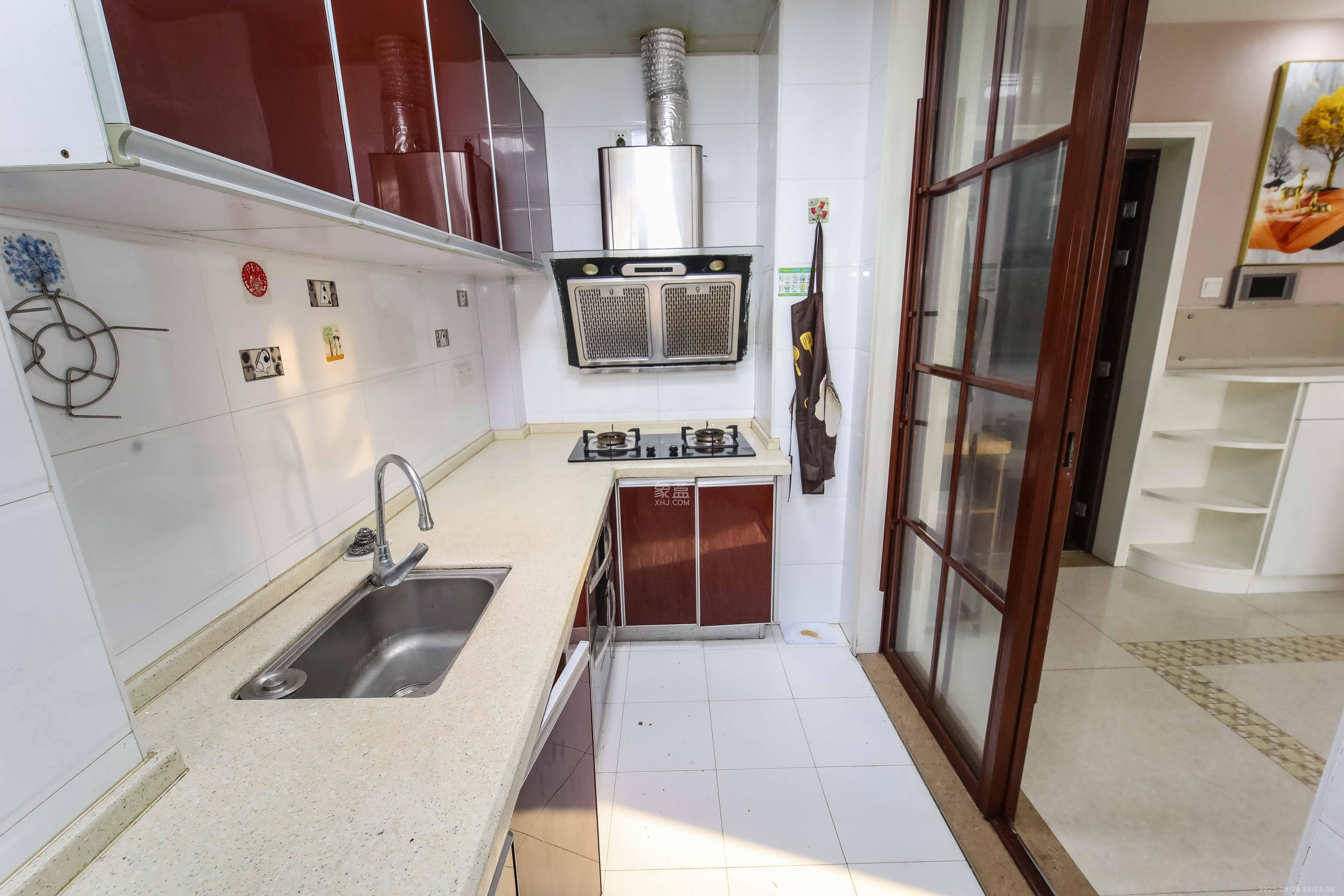 上东辛顿公寓 2室1厅1卫 59.8万 上东辛顿公寓 2室1厅1卫 59.8万厨房