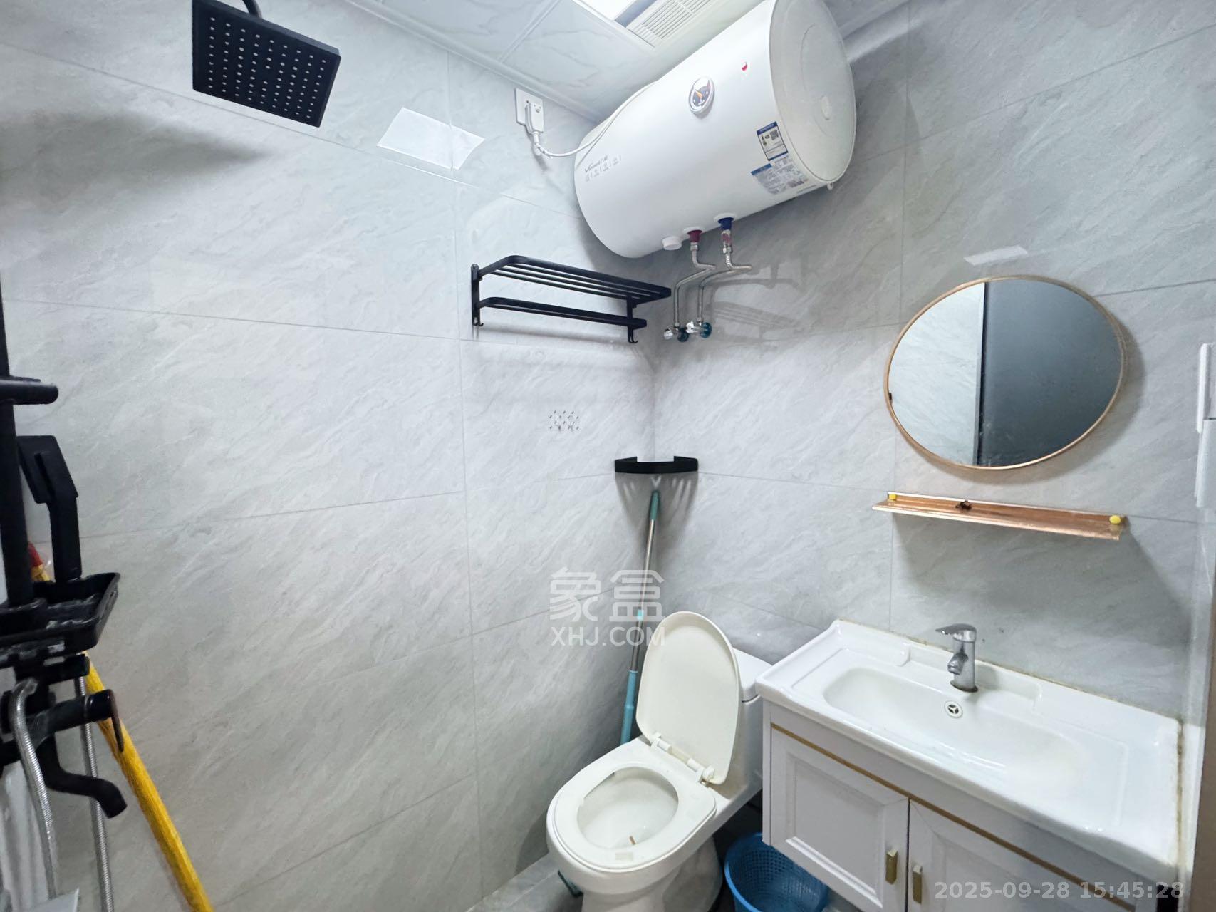 金地铂悦 1室1厅1卫 1300.0元/月 金地铂悦 1室1厅1卫 1300.0元/月室内图