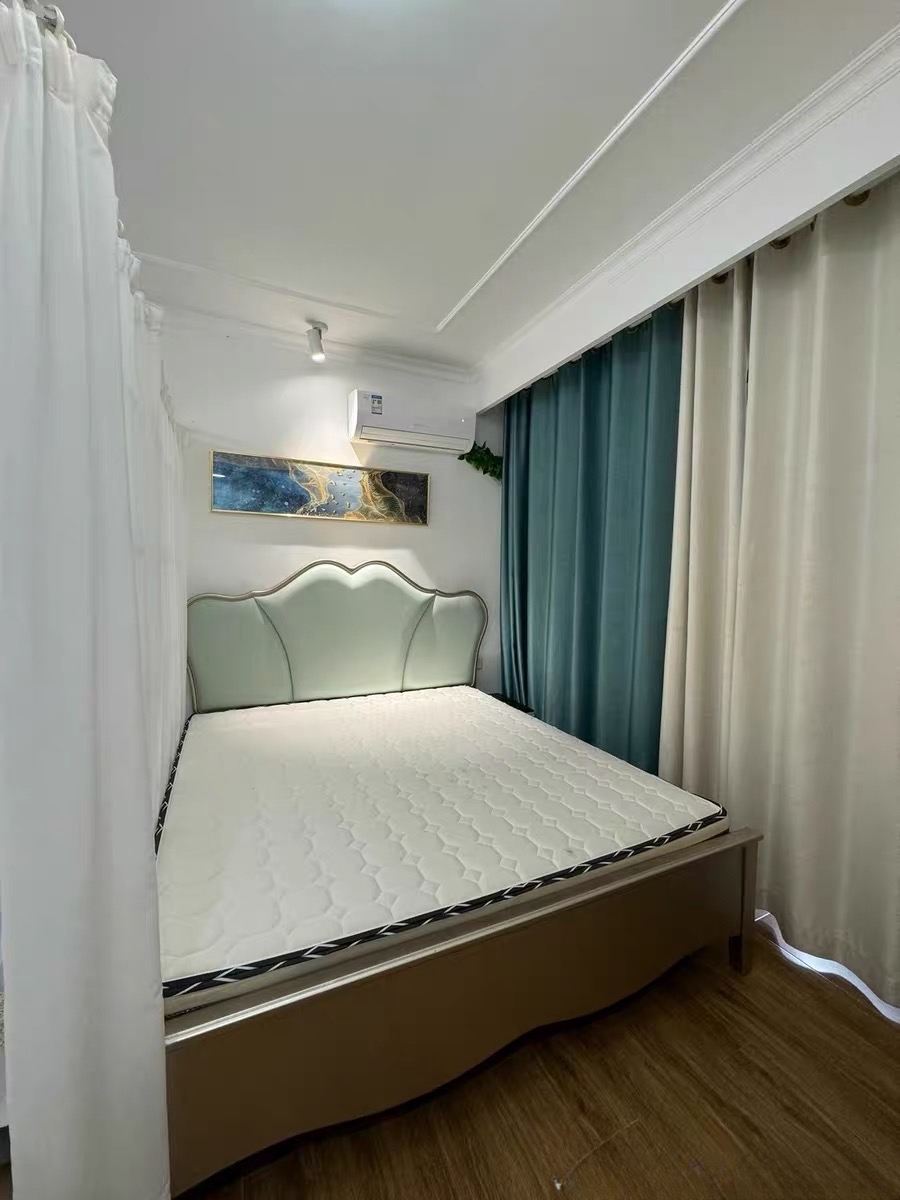 粤泰滨江花园 1室0厅1卫 1600.0元/月 粤泰滨江花园 1室0厅1卫 1600.0元/月室内图