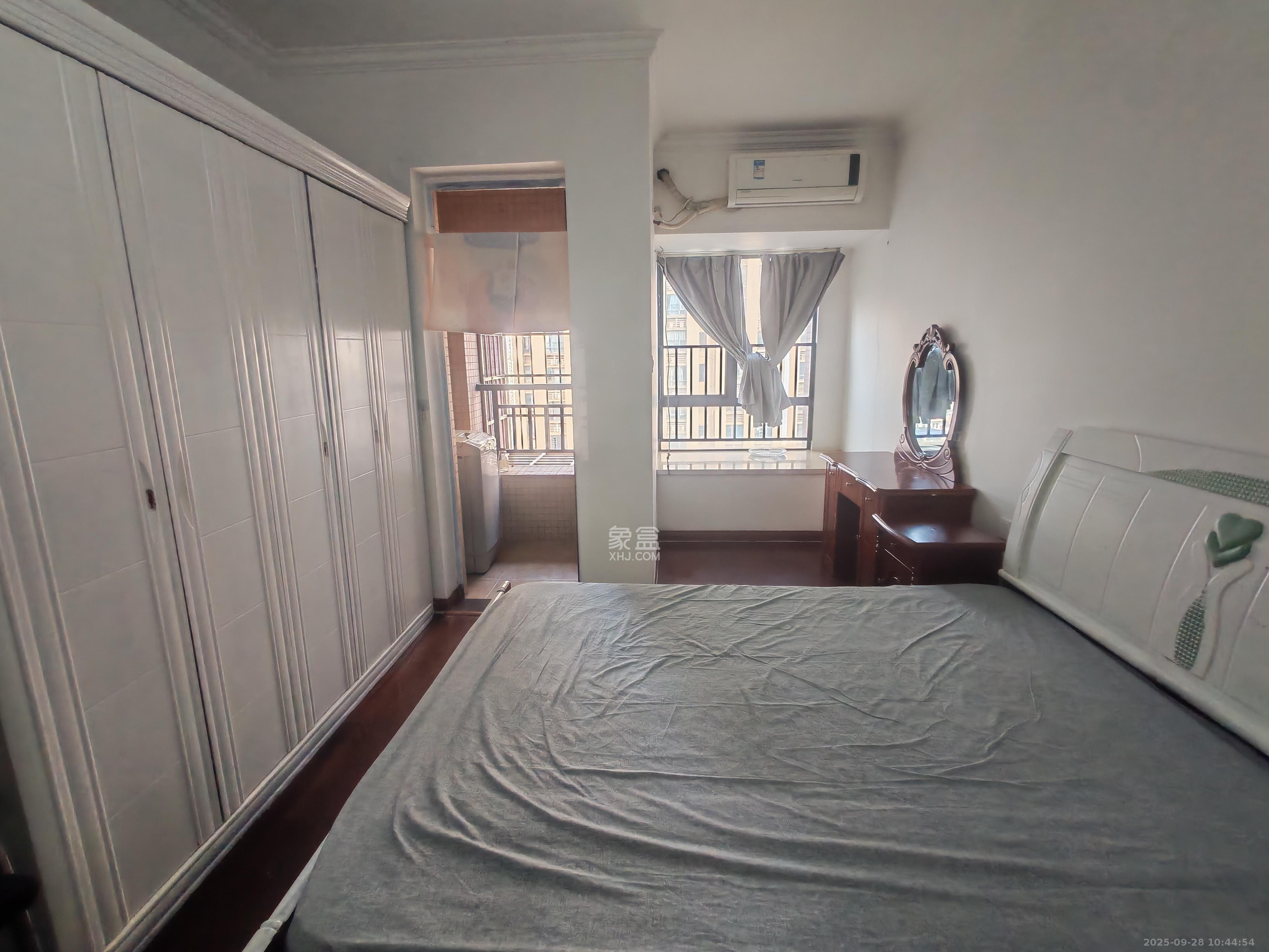 香樟兰亭(朗峰苑) 1室1厅1卫 1200.00元/月 香樟兰亭(朗峰苑) 1室1厅1卫 1200.00元/月室内图