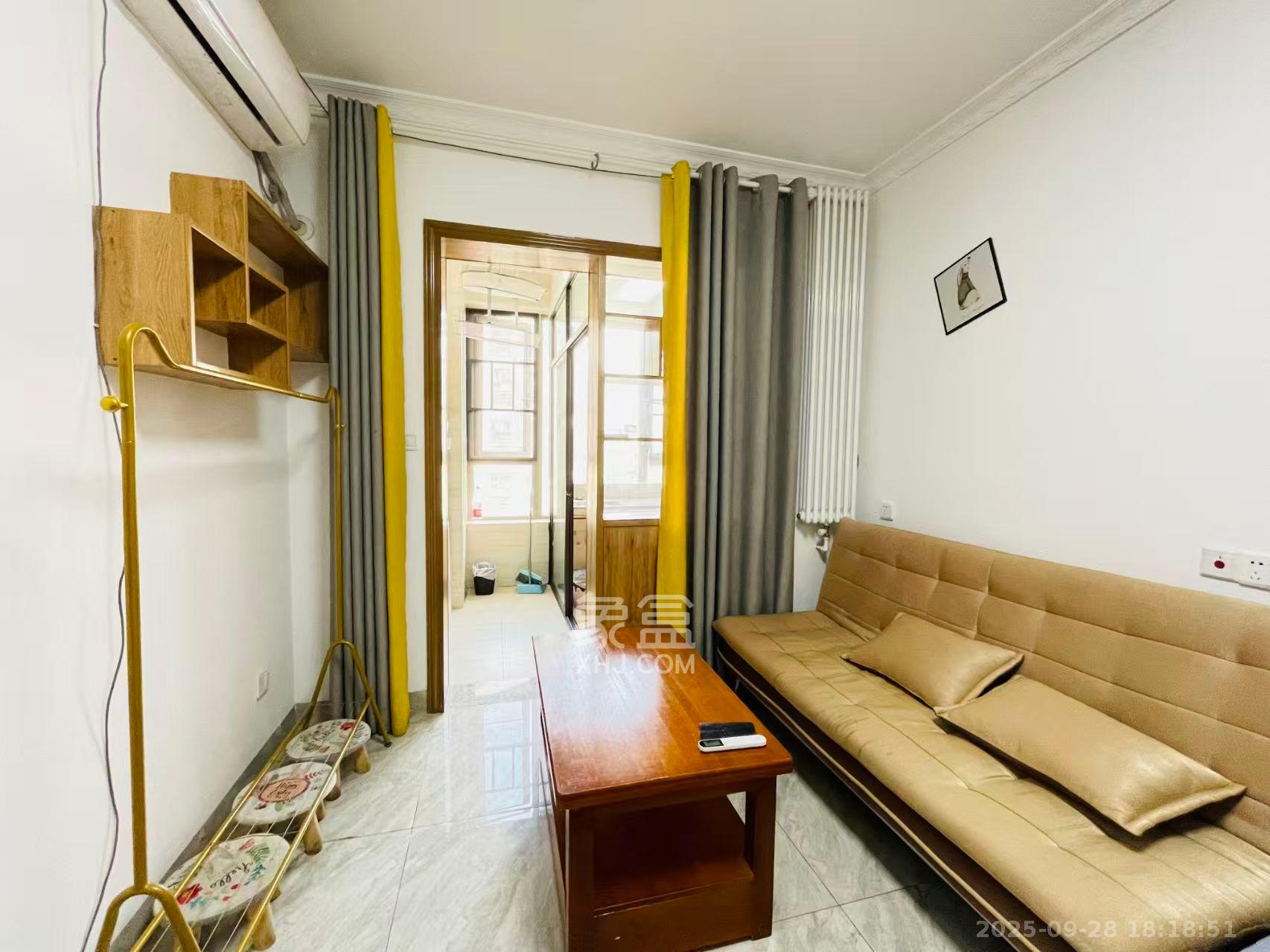 怡海星城 1室1厅1卫 1000.0元/月 怡海星城 1室1厅1卫 1000.0元/月室内图