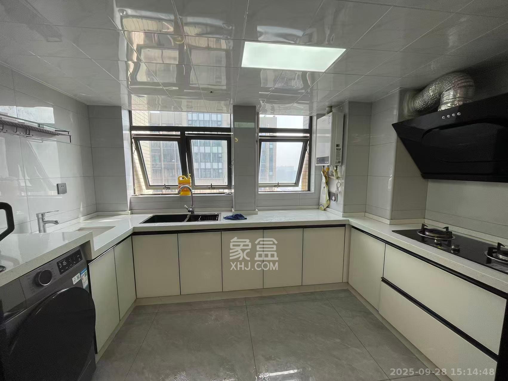 天鸿天府(天鸿中央大院) 1室1厅1卫 2500.0元/月 天鸿天府(天鸿中央大院) 1室1厅1卫 2500.0元/月室内图