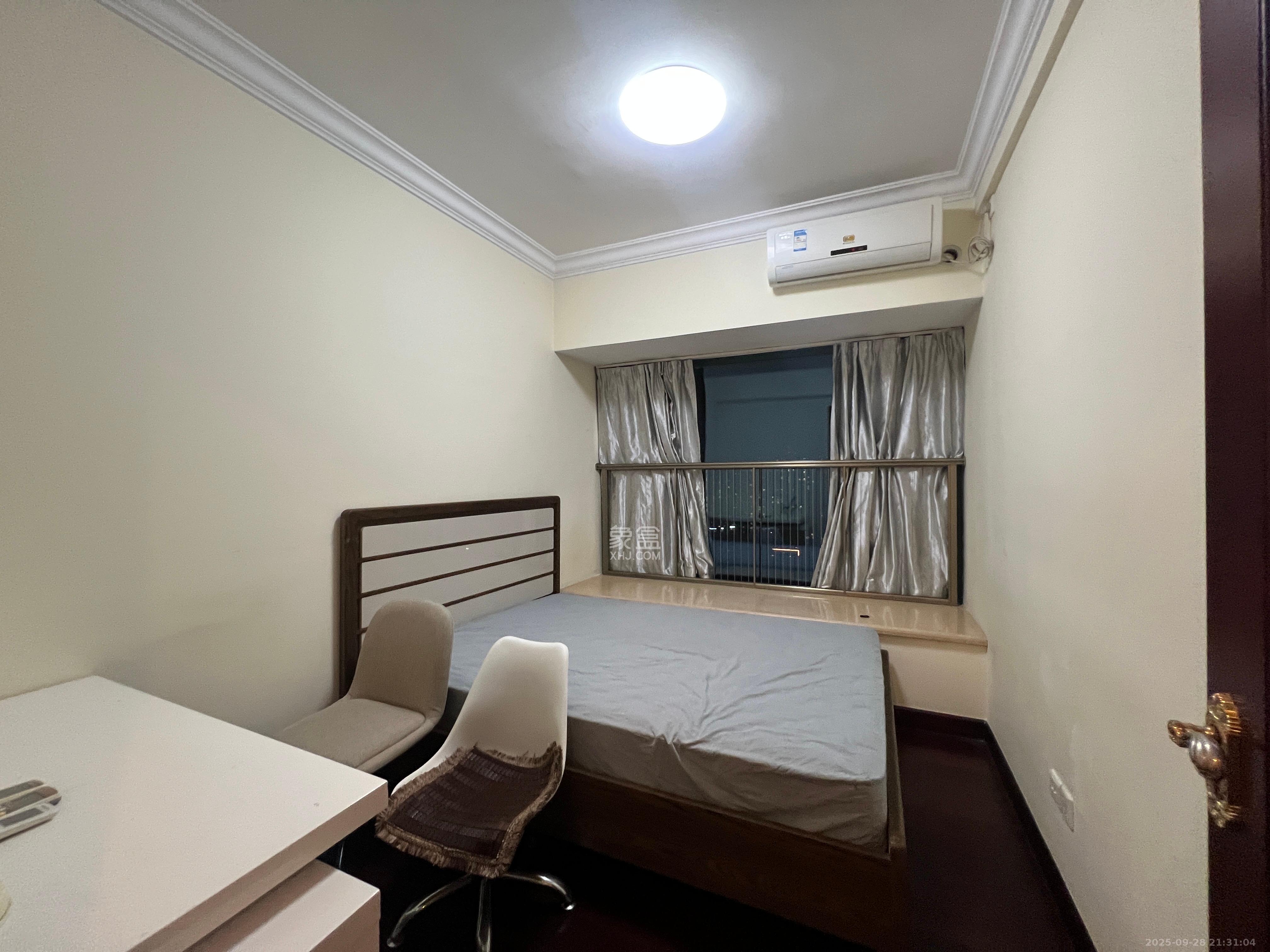 恒大雅苑 3室2厅2卫 2300.0元/月 恒大雅苑 3室2厅2卫 2300.0元/月室内图