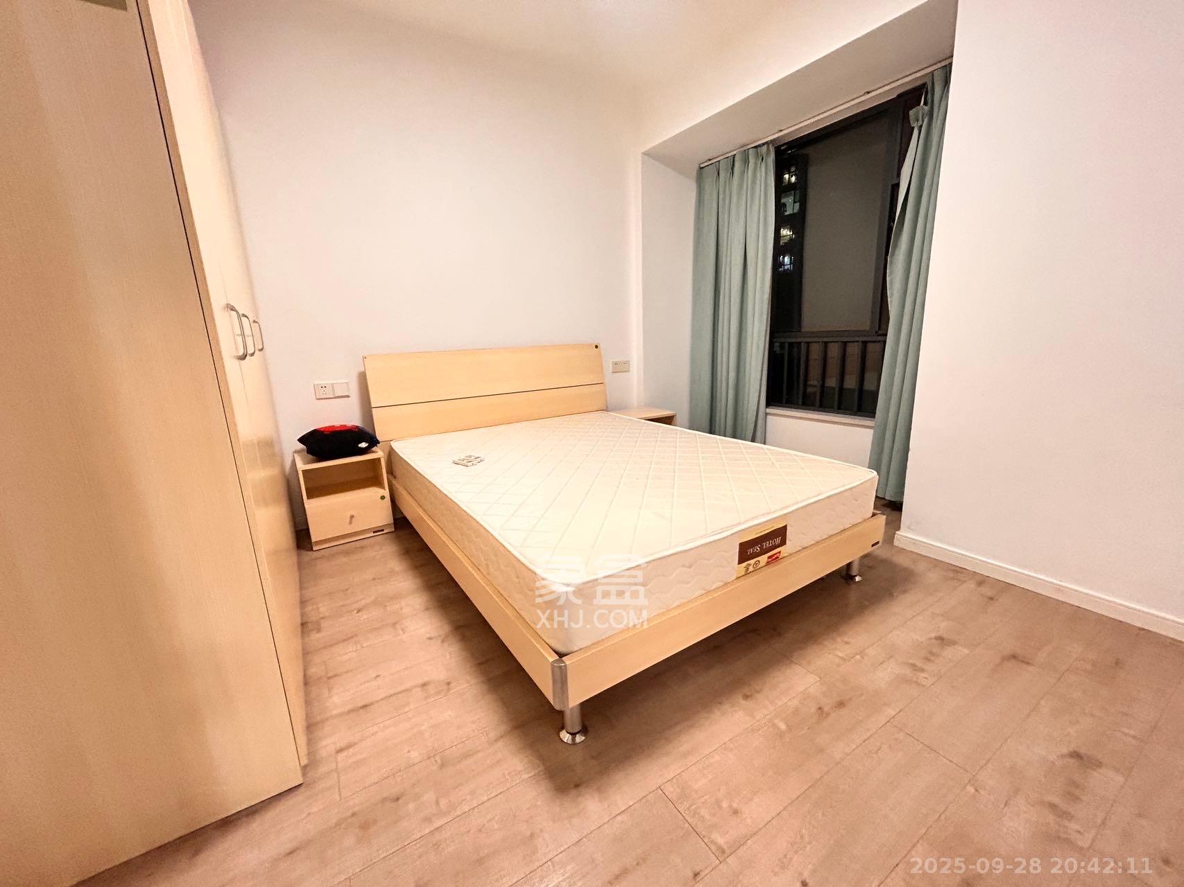 五矿万境蓝山  3室2厅2卫    2300.0元/月室内图