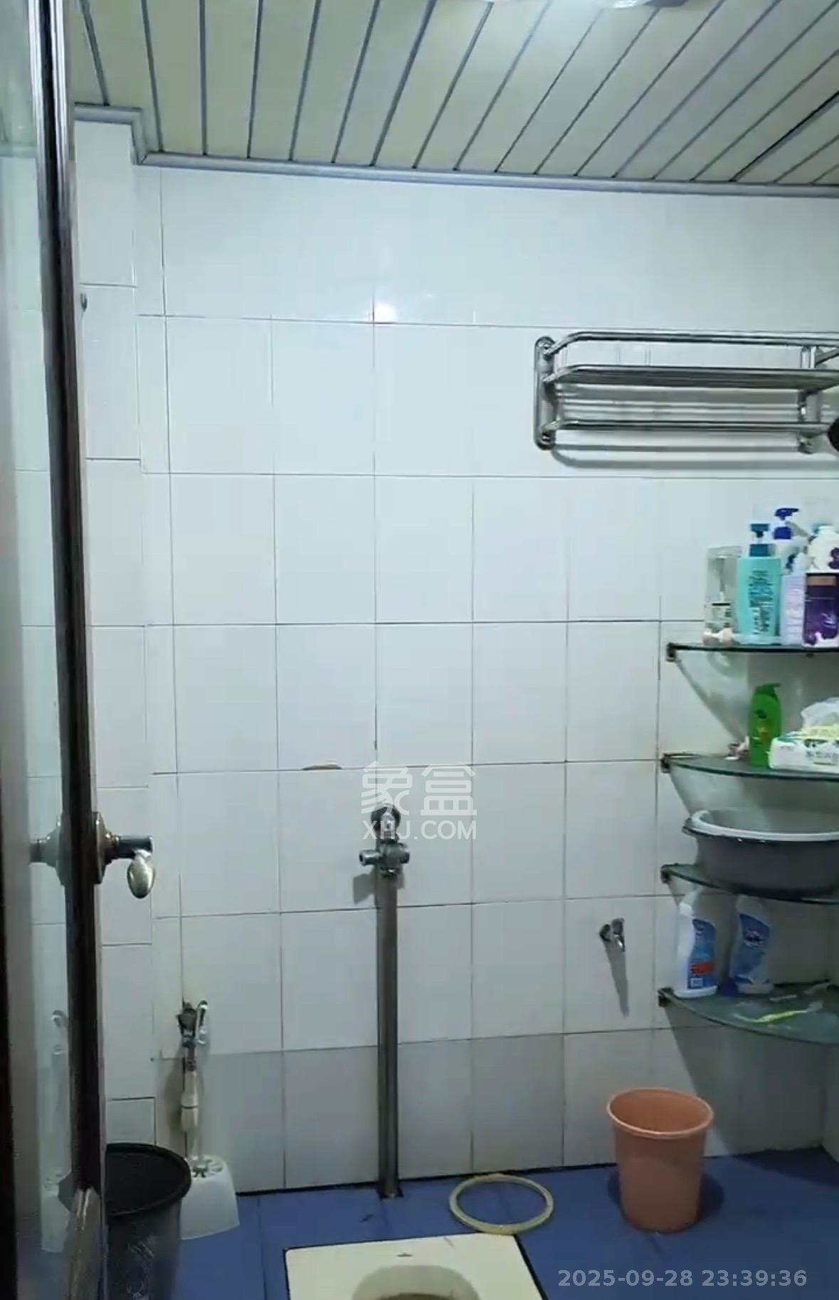 马王堆陶瓷建材新城 2室1厅1卫 1600.0元/月 马王堆陶瓷建材新城 2室1厅1卫 1600.0元/月室内图