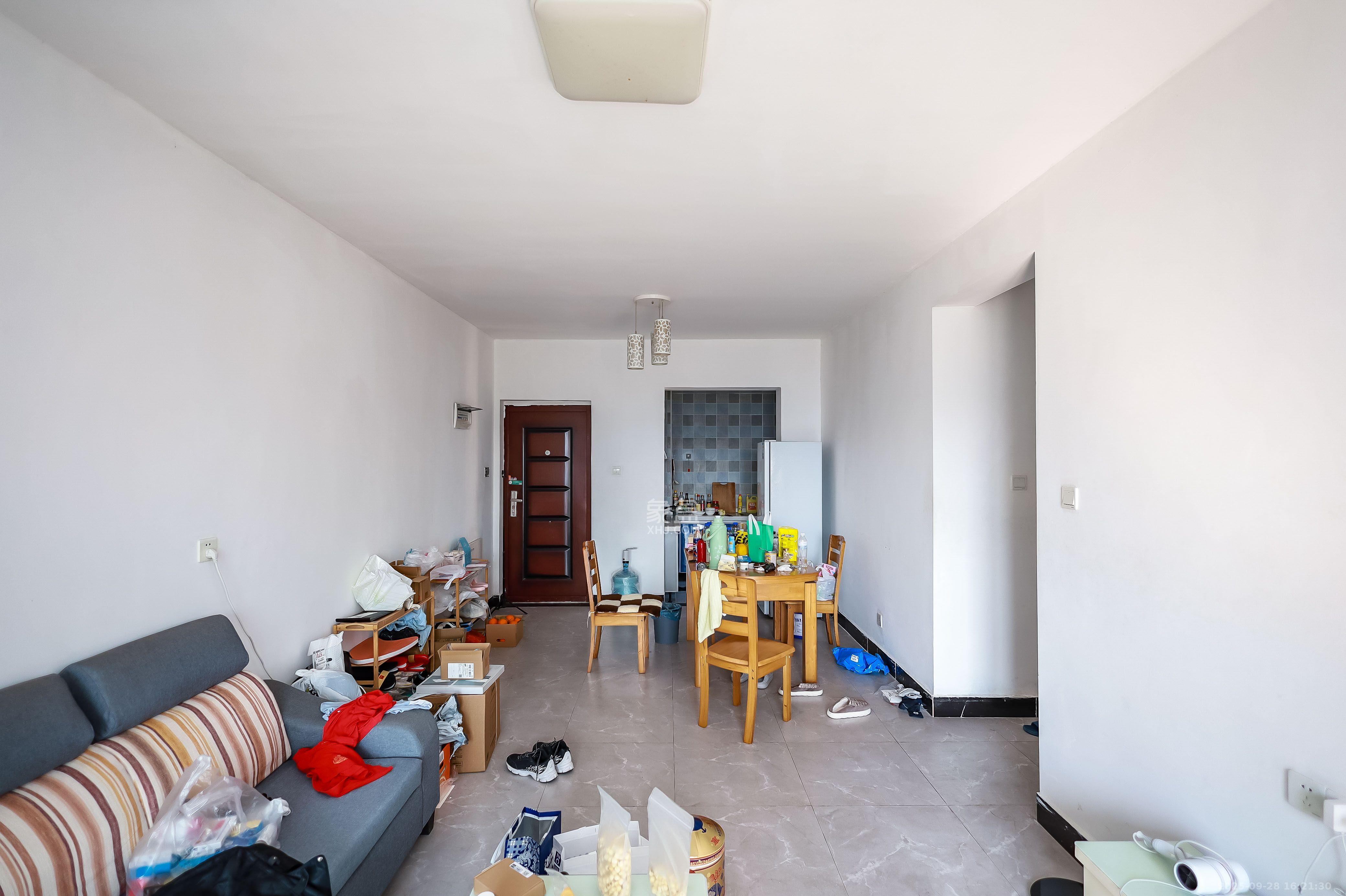 天麓尚层 3室2厅2卫 2200.0元/月 天麓尚层 3室2厅2卫 2200.0元/月室内图