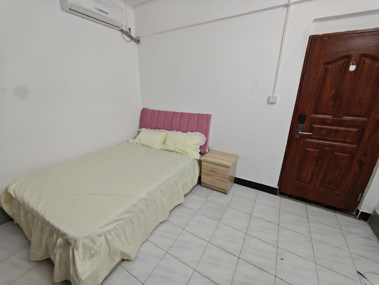 马坡小区 1室0厅1卫 700.0元/月 马坡小区 1室0厅1卫 700.0元/月室内图