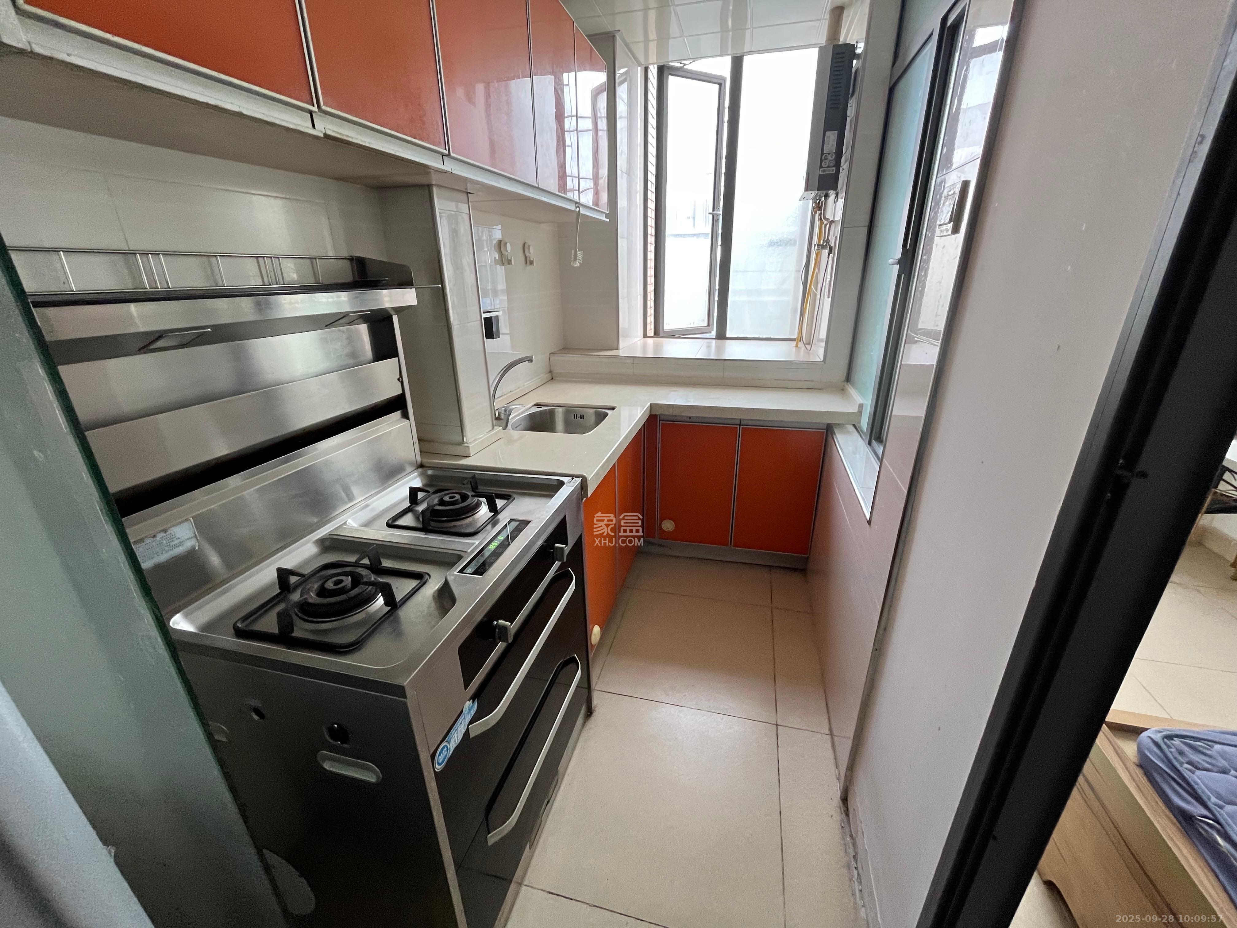 中城丽景香山园 1室1厅1卫 1400.0元/月 中城丽景香山园 1室1厅1卫 1400.0元/月室内图