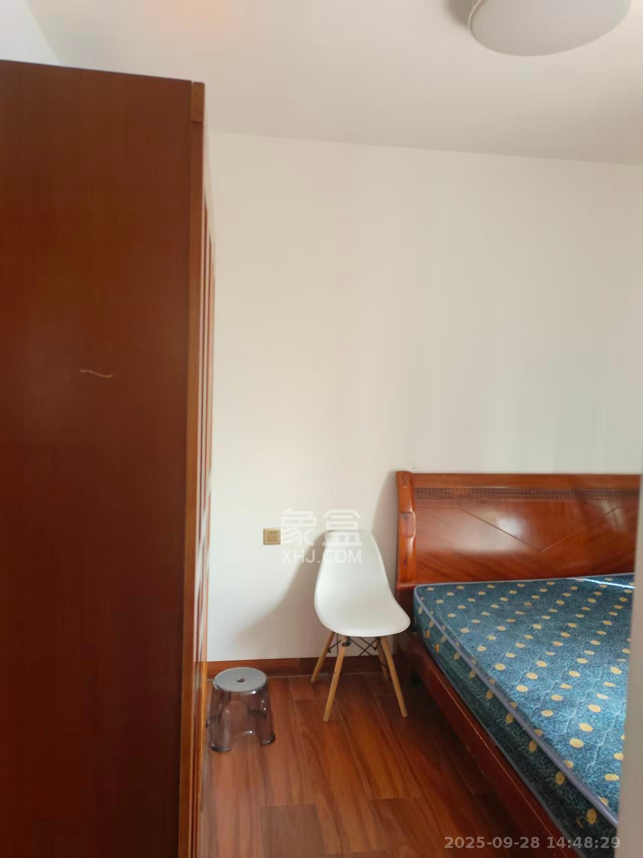 和悦城(蟠龙景苑)  3室2厅1卫    1500.0元/月室内图