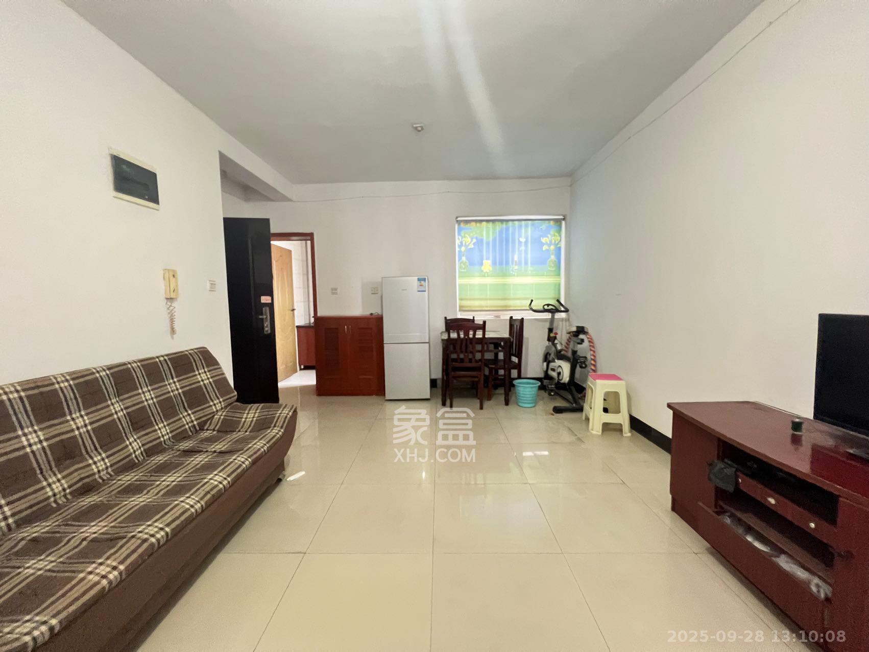 星典时代 2室2厅1卫 2000.0元/月 星典时代 2室2厅1卫 2000.0元/月室内图