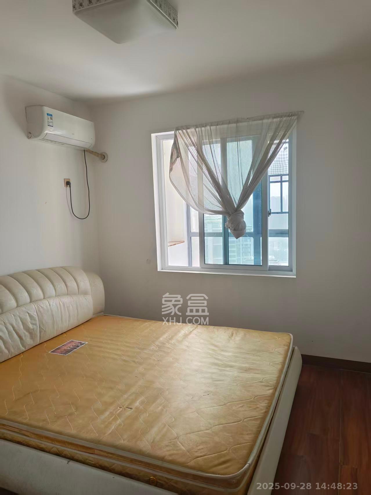 和悦城(蟠龙景苑)  3室2厅1卫    1500.0元/月室内图