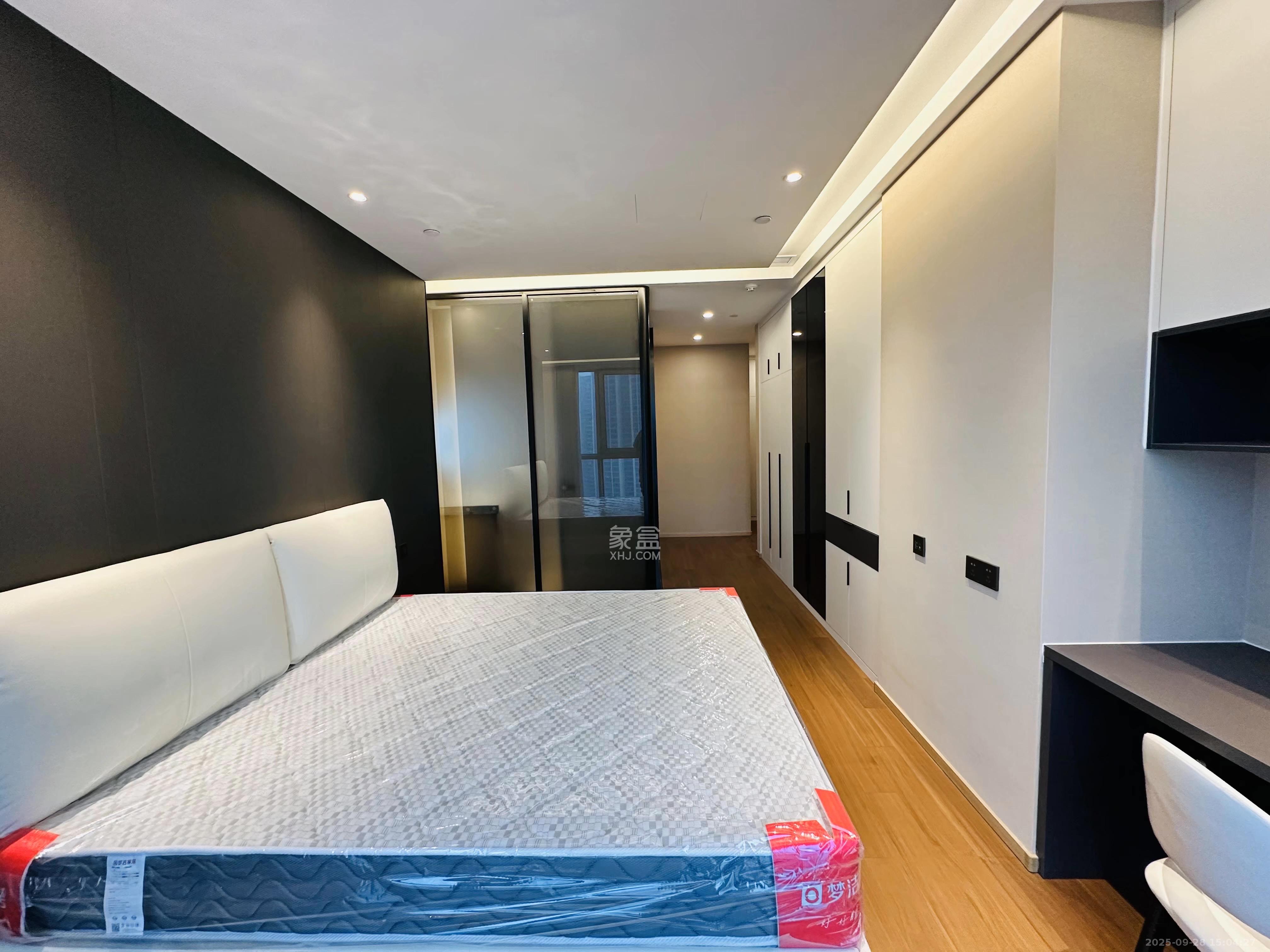 正荣梅溪紫阙台 4室2厅2卫 9500.0元/月 正荣梅溪紫阙台 4室2厅2卫 9500.0元/月室内图