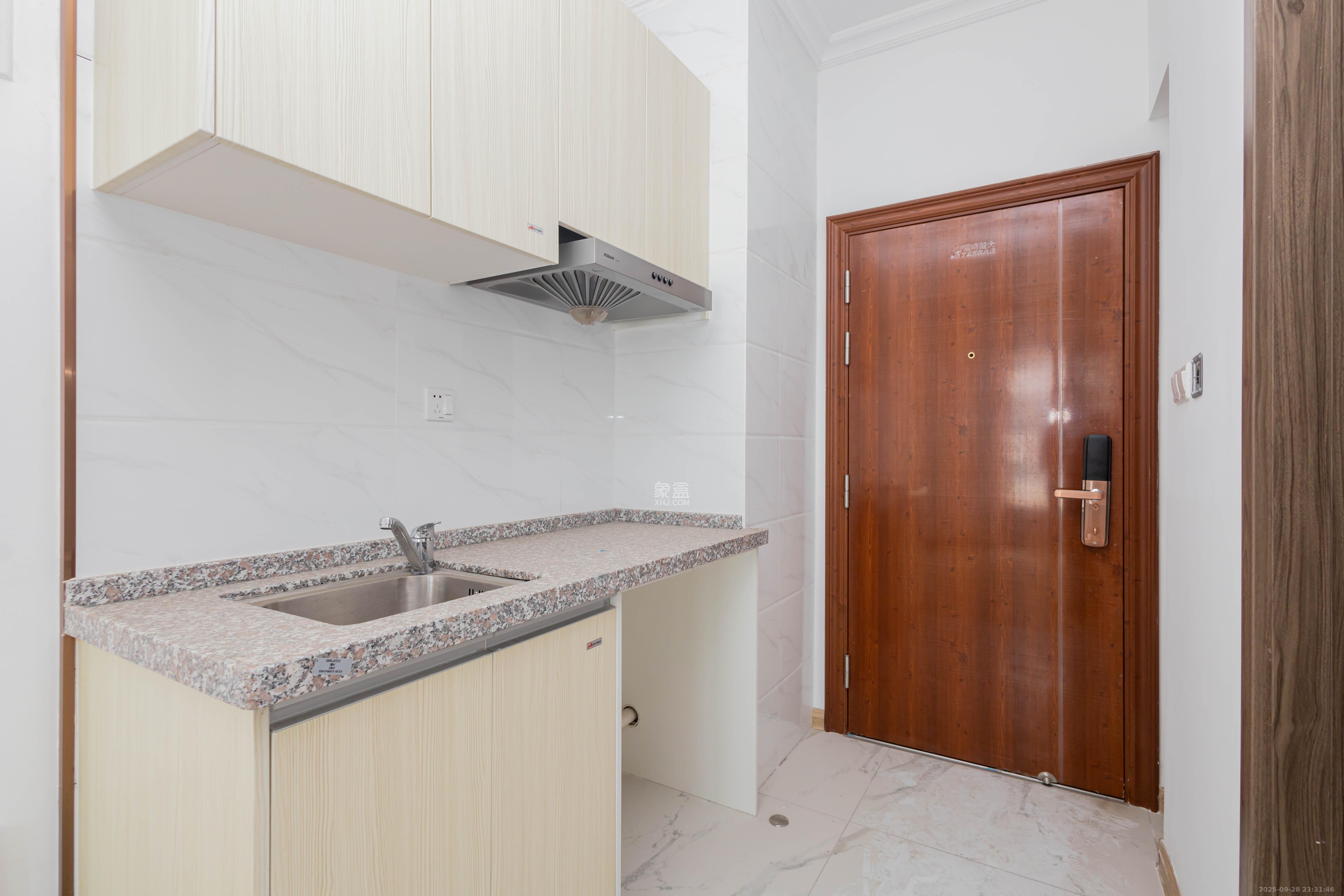 碧桂园星荟 1室0厅0卫 12.0万 碧桂园星荟 1室0厅0卫 12.0万厨房