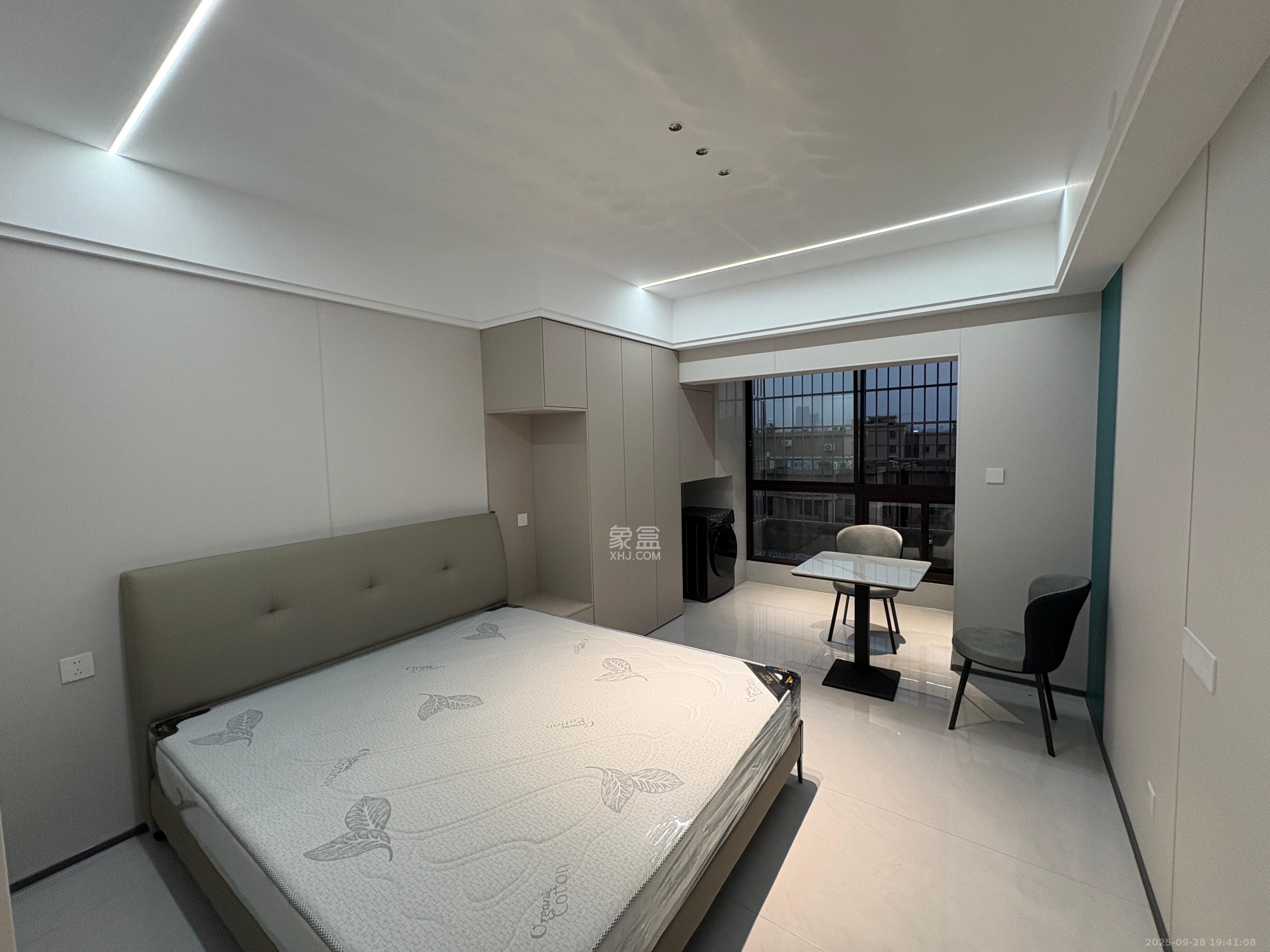 嘉雨兴园 1室1厅1卫 2200.00元/月 嘉雨兴园 1室1厅1卫 2200.00元/月室内图