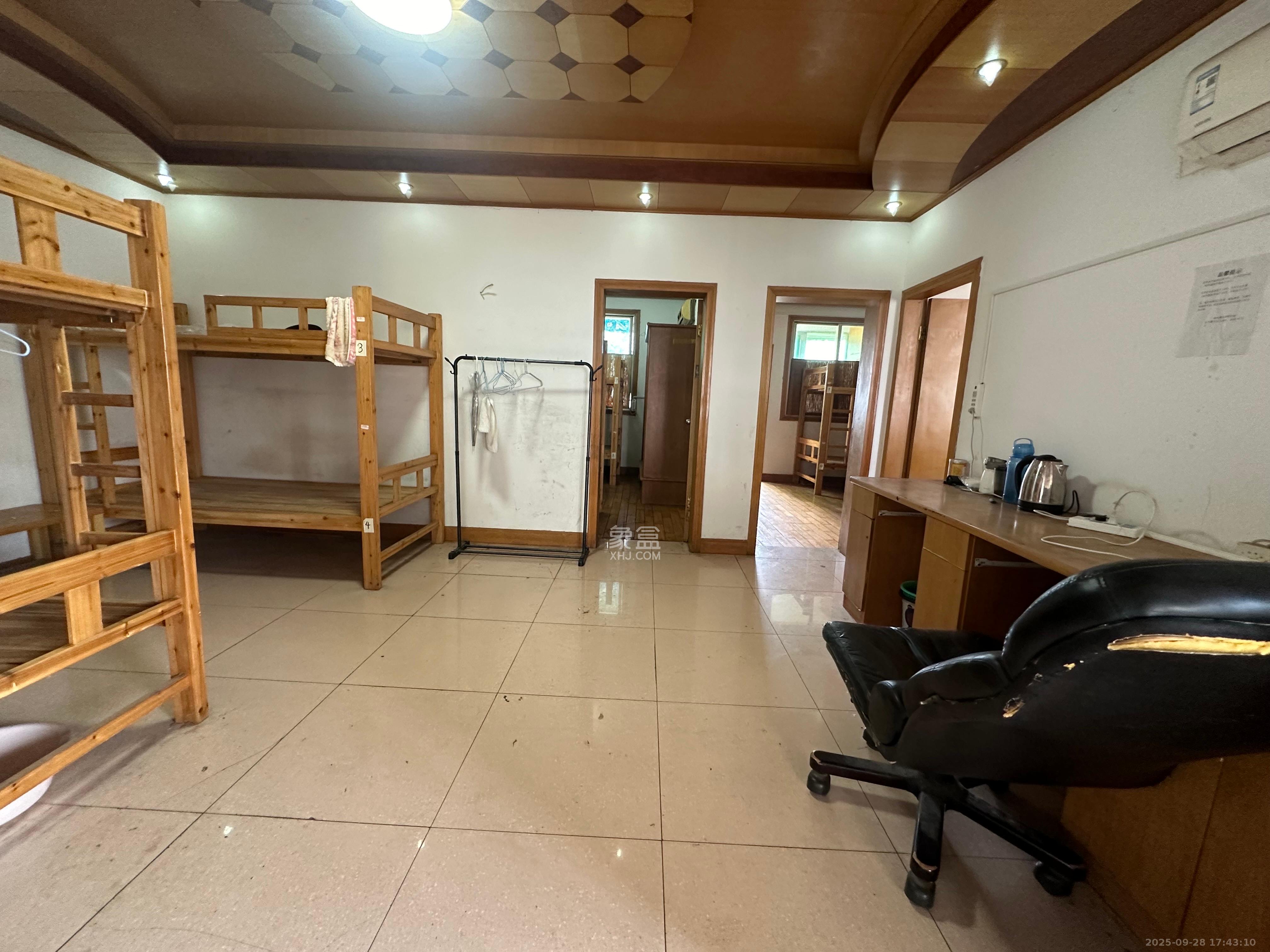 仰天湖二十三冶宿舍  1室0厅0卫   2200.00元/月室内图