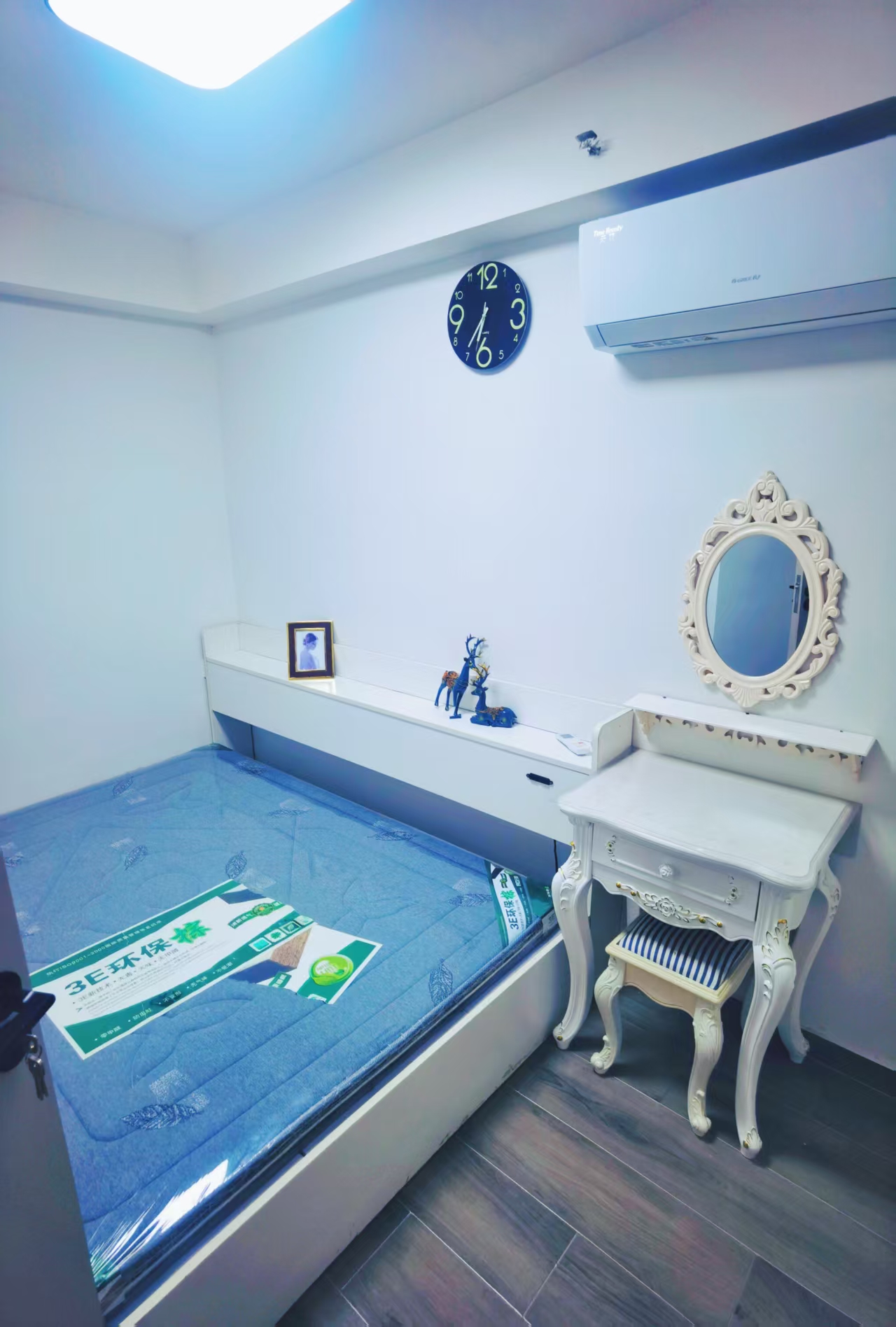雅居乐金沙湾  1室1厅1卫   1800.00元/月室内图