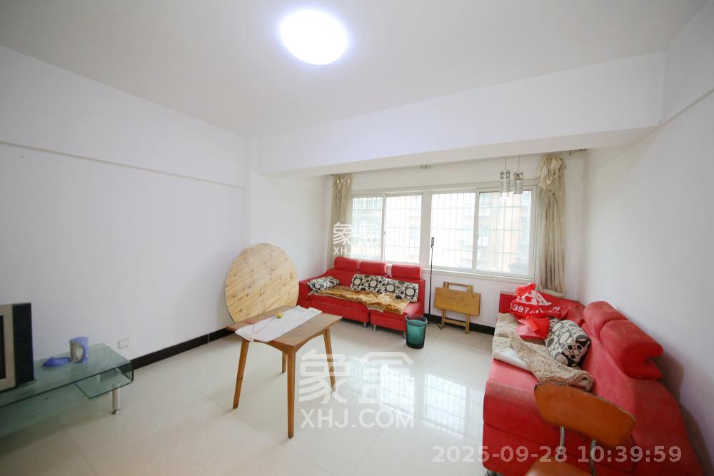 长建建材市场 3室2厅1卫 1600.0元/月 长建建材市场 3室2厅1卫 1600.0元/月室内图