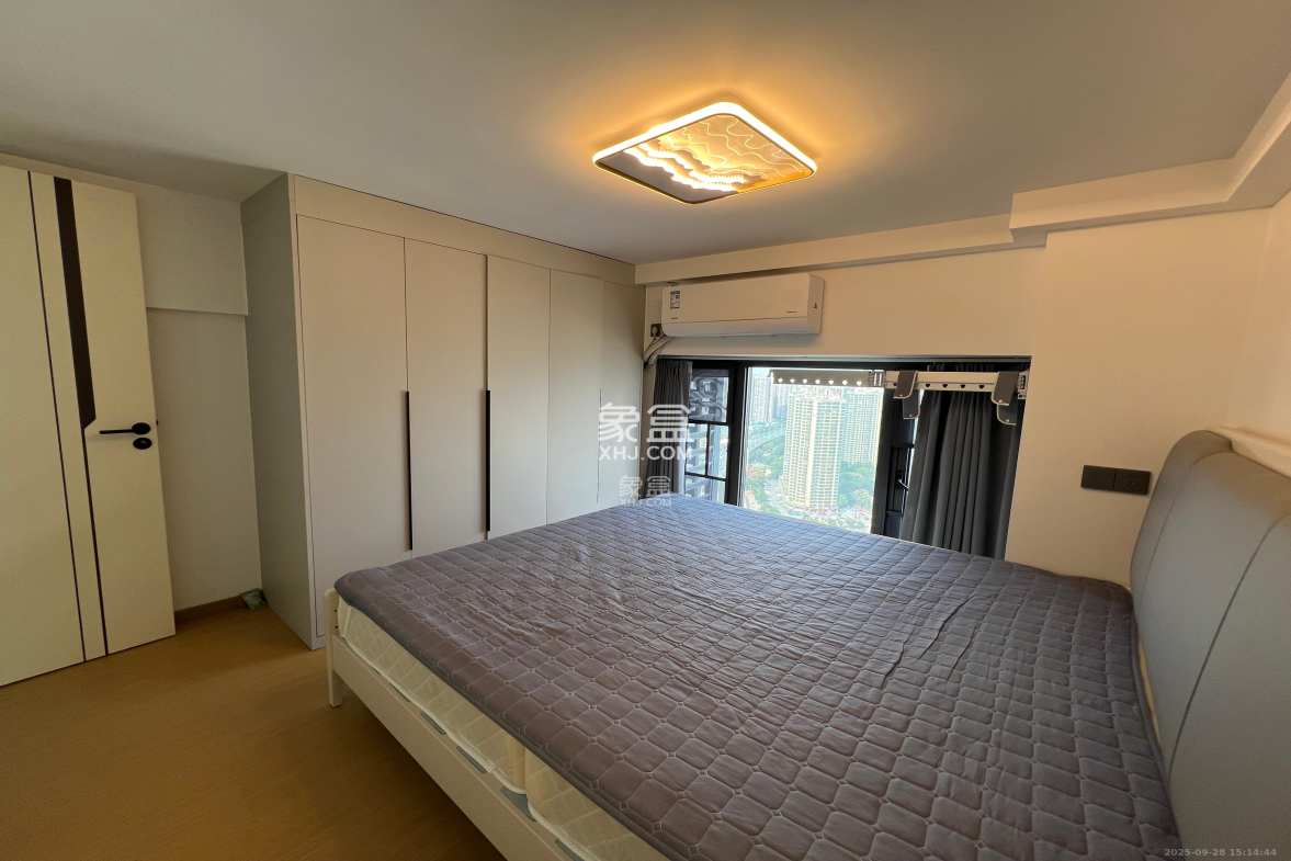 藏珑湖上公馆 2室1厅1卫 3000.0元/月 藏珑湖上公馆 2室1厅1卫 3000.0元/月室内图