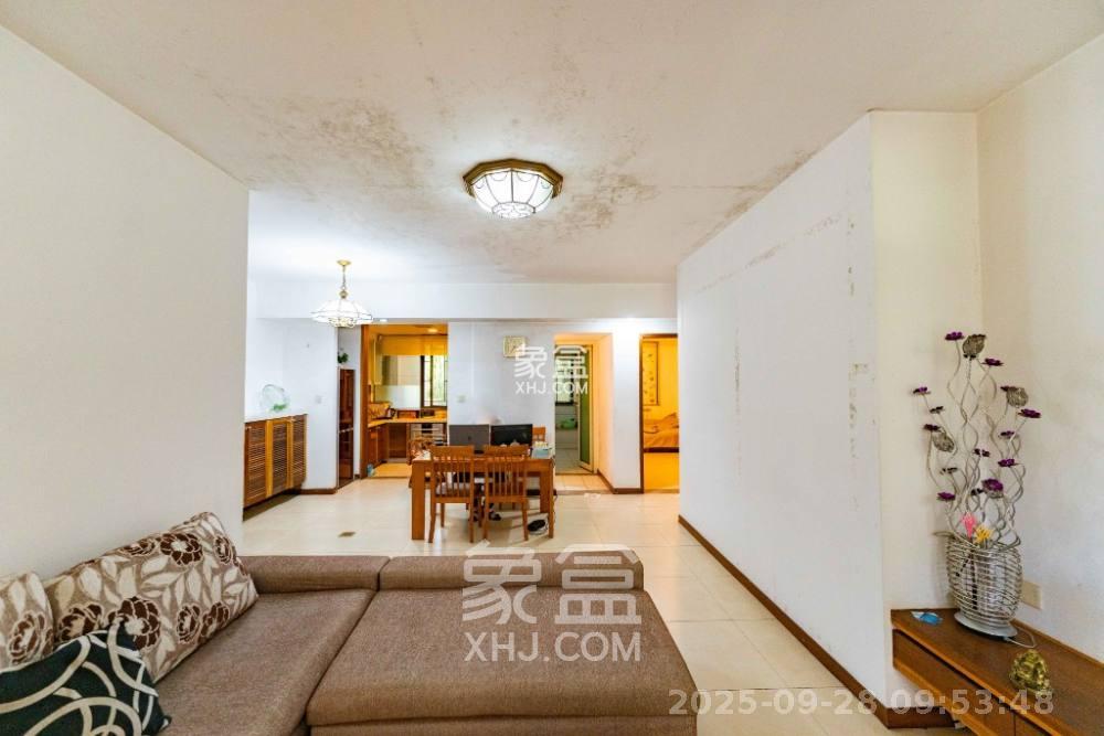 奥林匹克花园 2室2厅1卫 2100.0元/月 奥林匹克花园 2室2厅1卫 2100.0元/月室内图