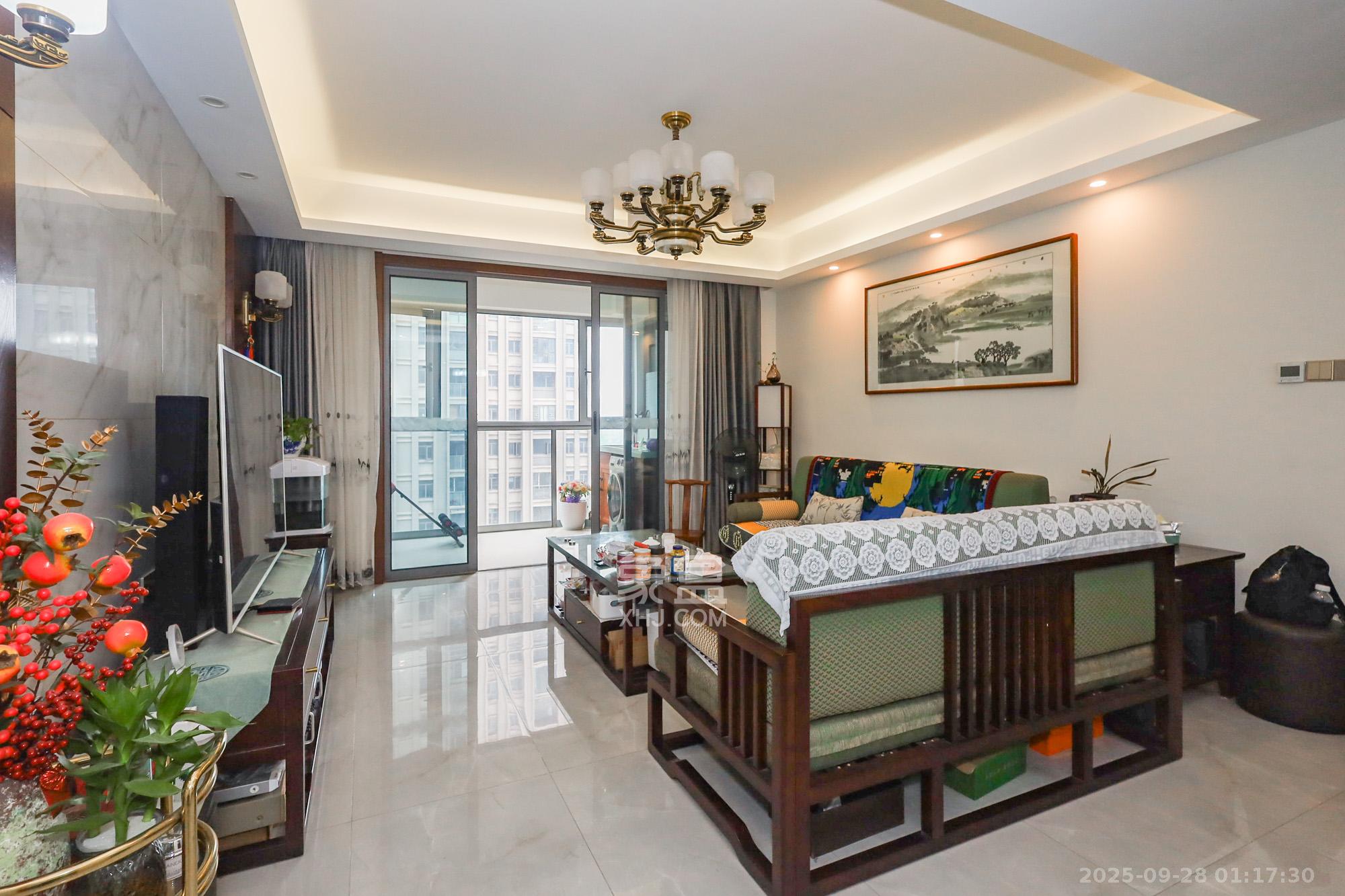 八方小区C区  4室2厅2卫    520.0万 八方小区C区  4室2厅2卫    520.0万