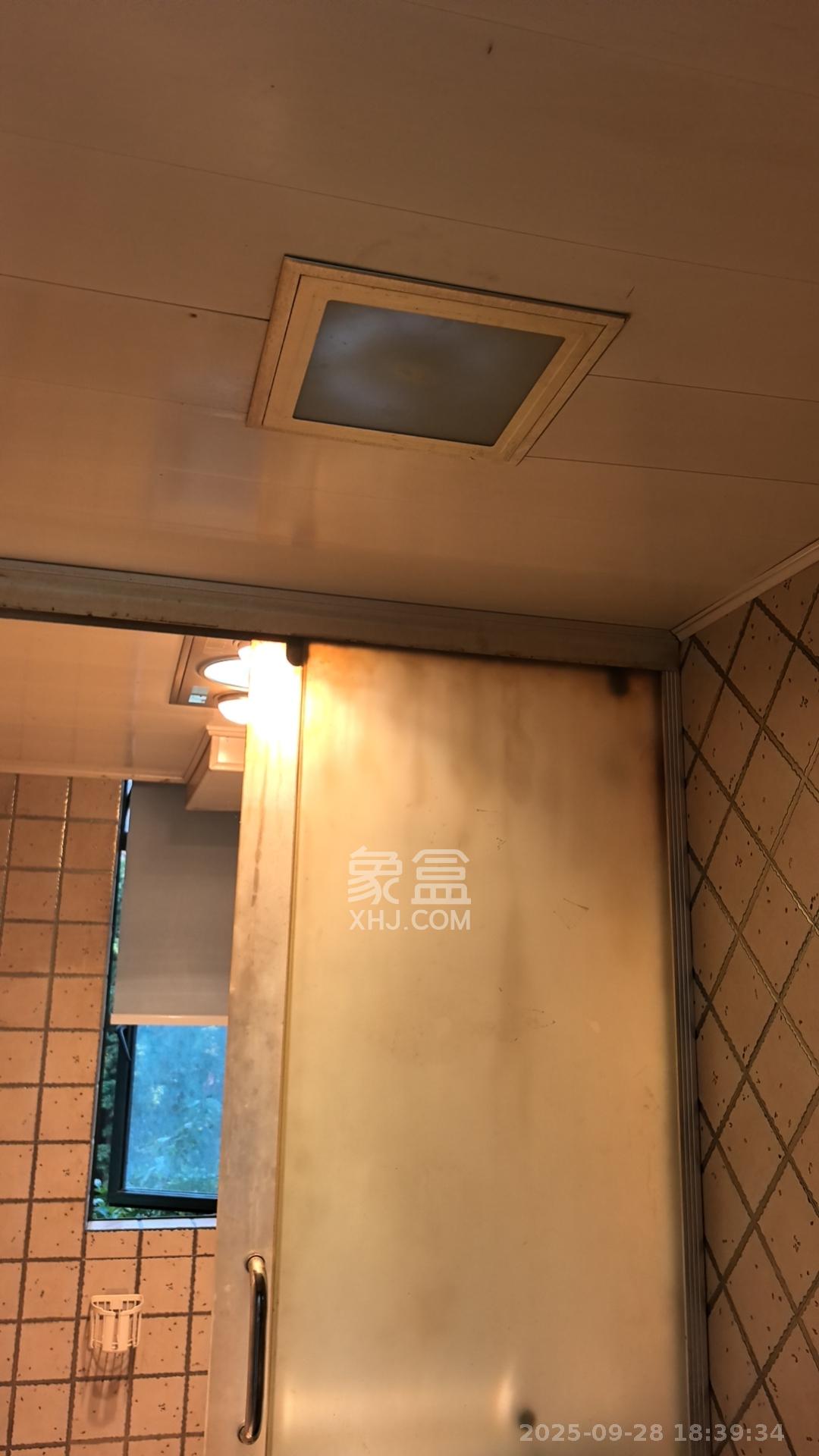 华韵城市风情  4室2厅2卫   4000.00元/月室内图