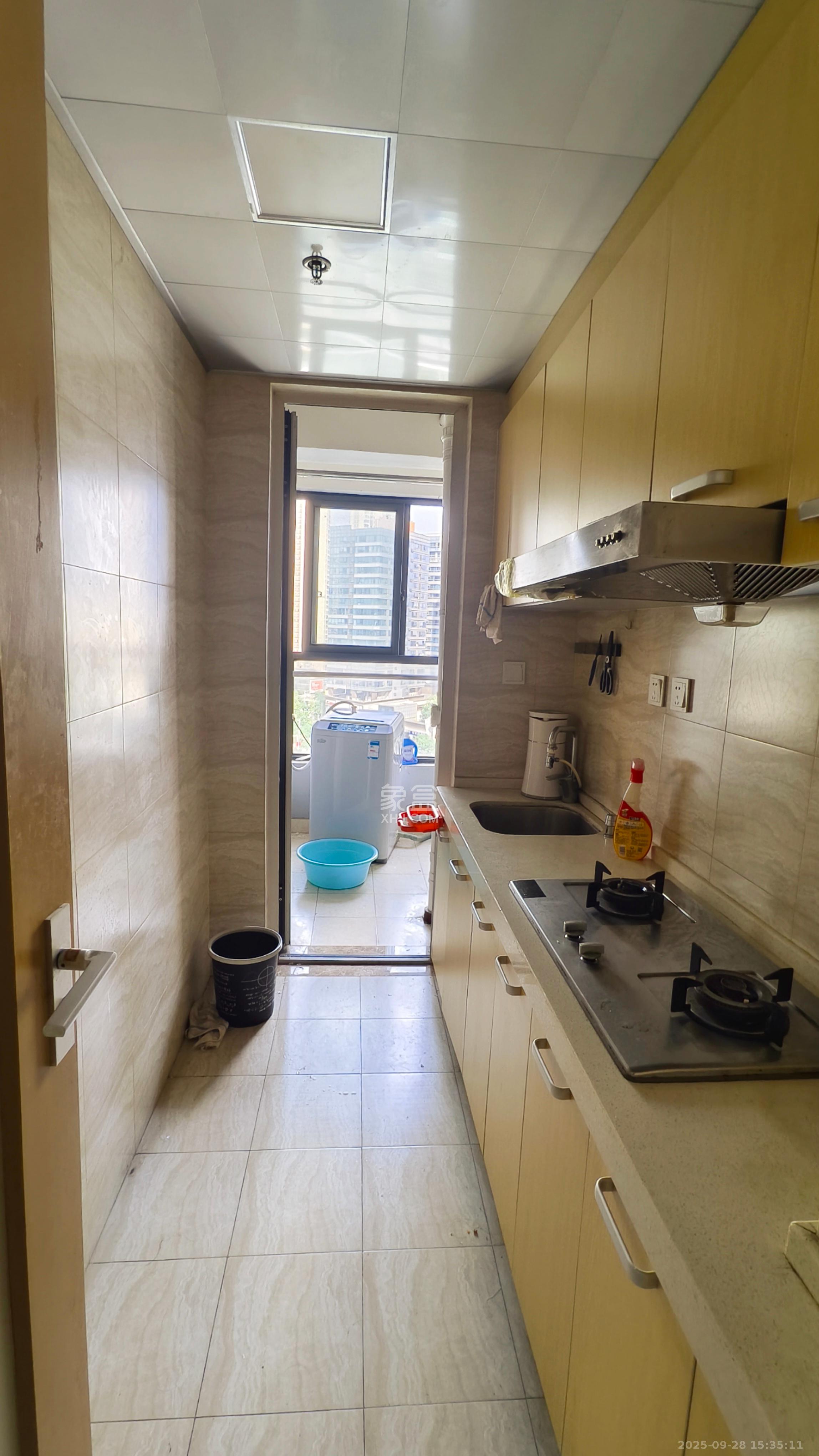 北辰三角洲E3区  1室1厅1卫    2500.0元/月室内图