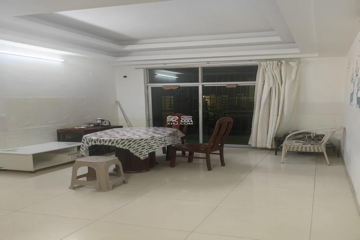 华贸大厦(华贸花苑) 2室2厅1卫 2100.0元/月 华贸大厦(华贸花苑) 2室2厅1卫 2100.0元/月室内图