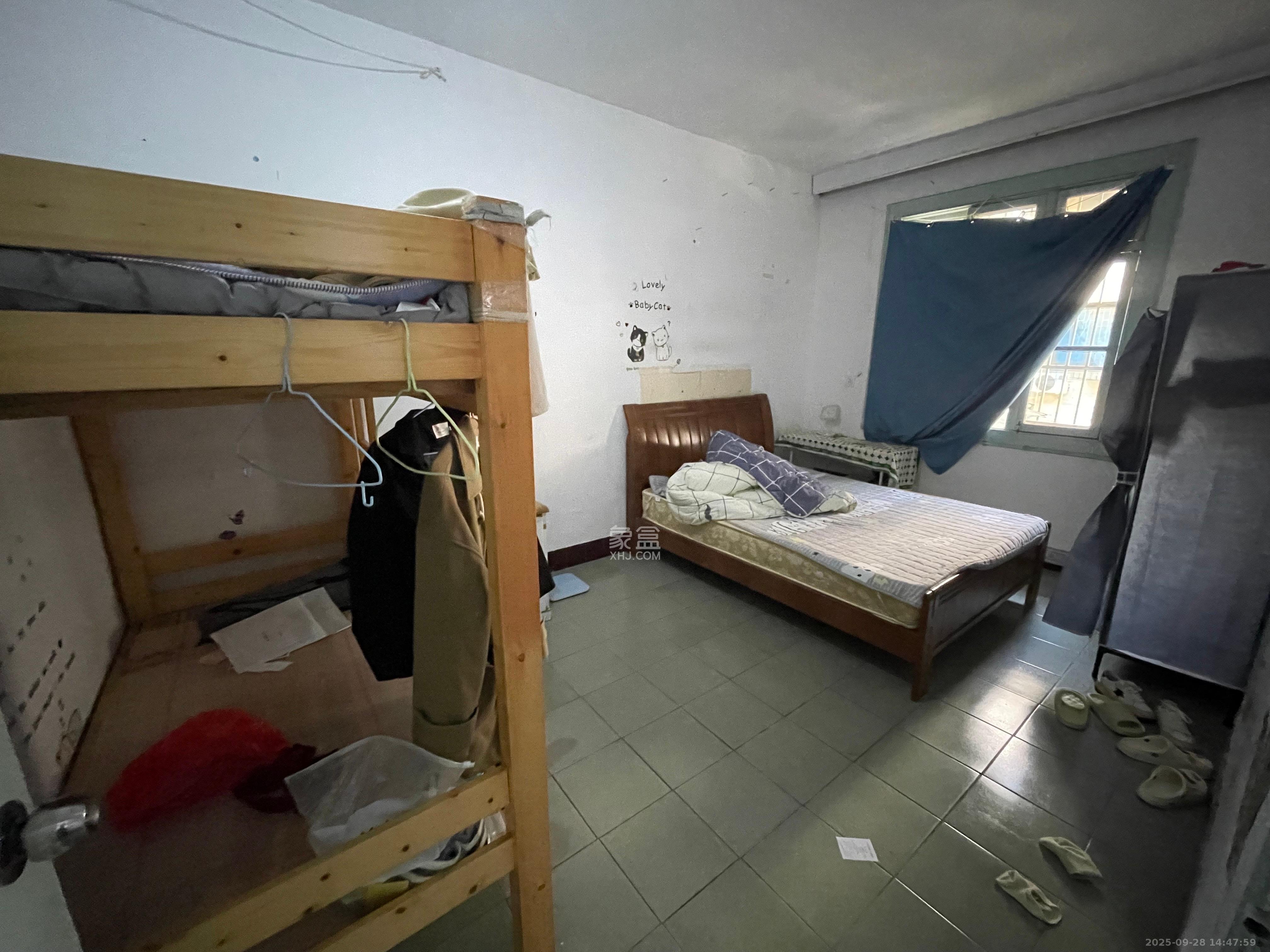 省卫生厅宿舍  3室2厅2卫    2300.0元/月 省卫生厅宿舍  3室2厅2卫    2300.0元/月室内图