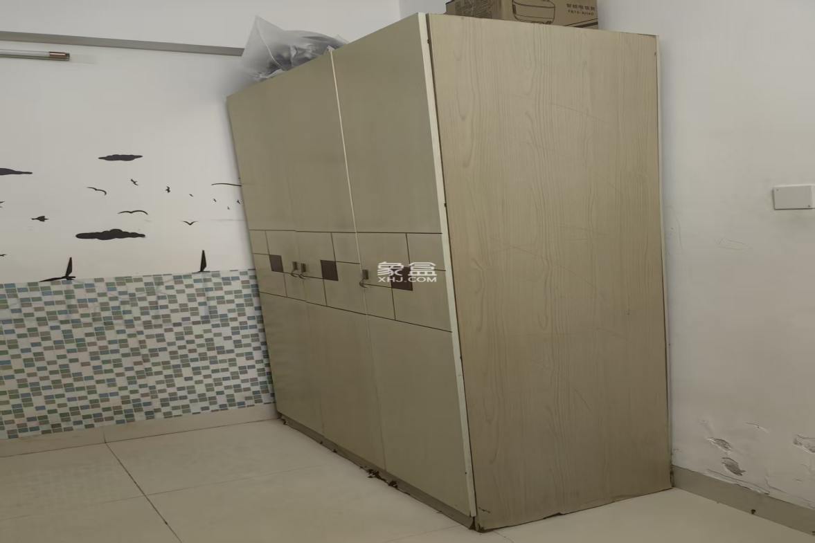 华贸大厦(华贸花苑) 2室2厅1卫 2100.0元/月 华贸大厦(华贸花苑) 2室2厅1卫 2100.0元/月室内图