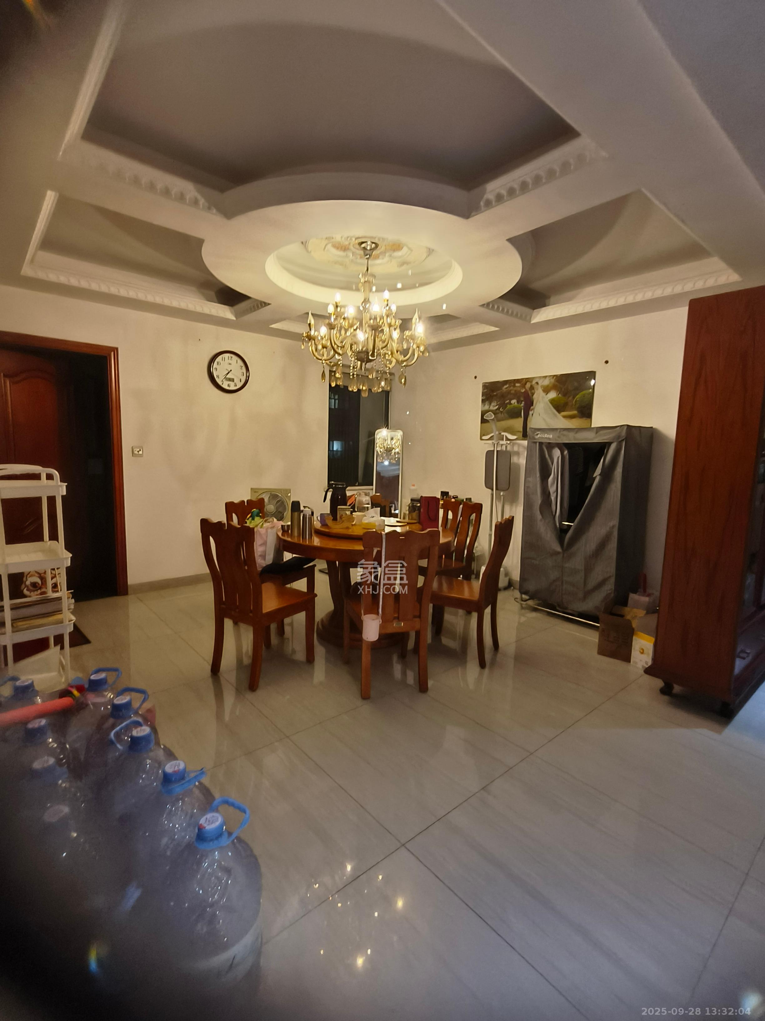 锦湘国际星城三期(锦绣苑) 4室2厅2卫 4500.0元/月 锦湘国际星城三期(锦绣苑) 4室2厅2卫 4500.0元/月室内图